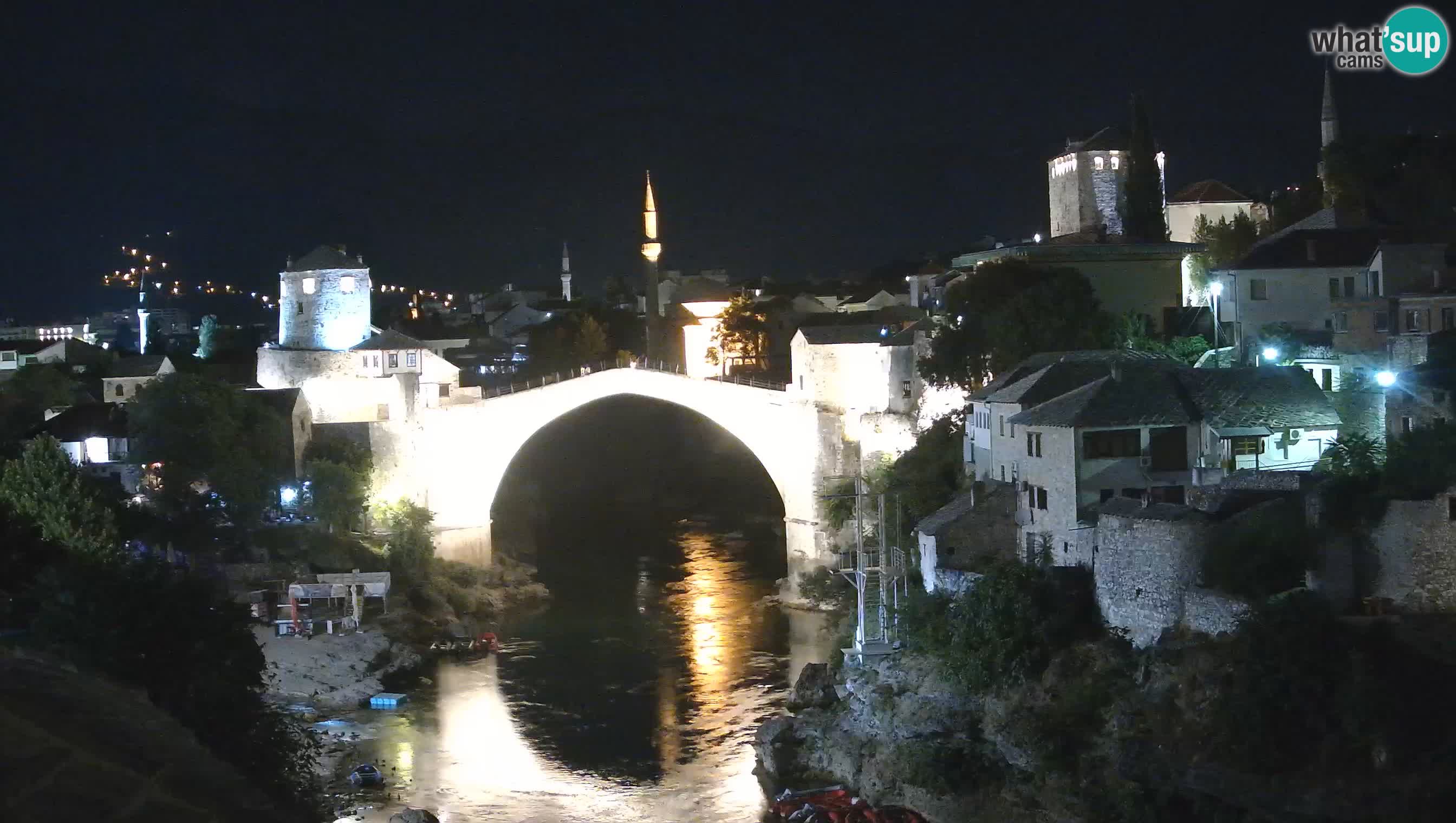 Mostar webkamera – Die Alte Brücke über den Fluss Neretva