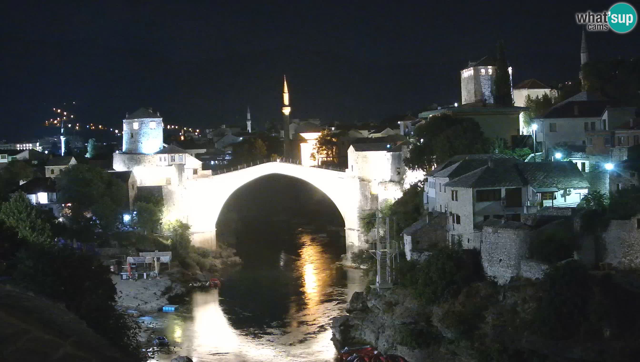 Mostar webkamera – Die Alte Brücke über den Fluss Neretva