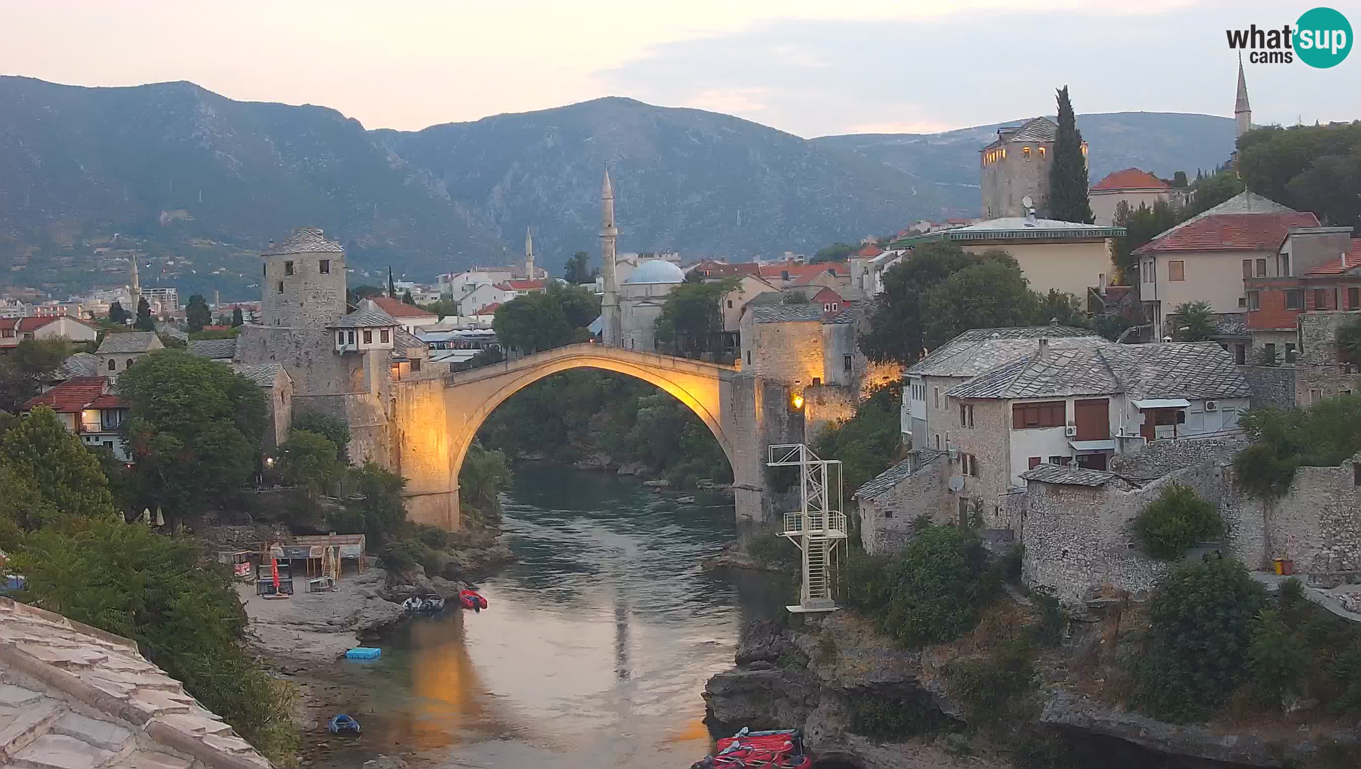 Cámara web de Mostar – El Viejo Puente sobre el río Neretva