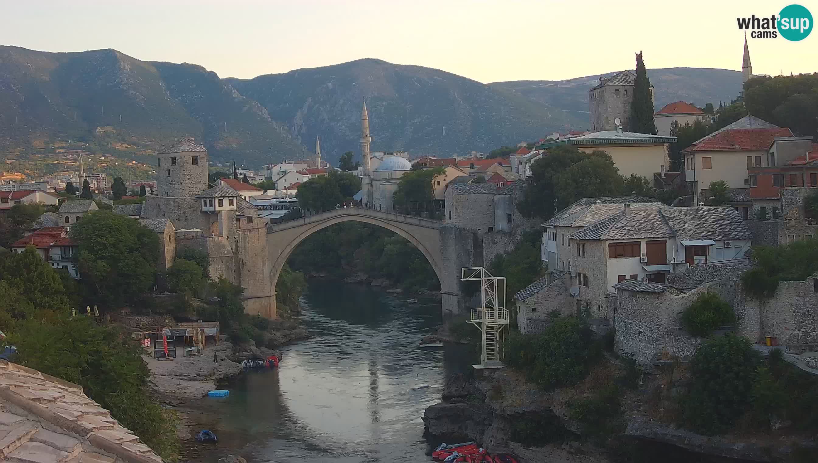 Cámara web de Mostar – El Viejo Puente sobre el río Neretva