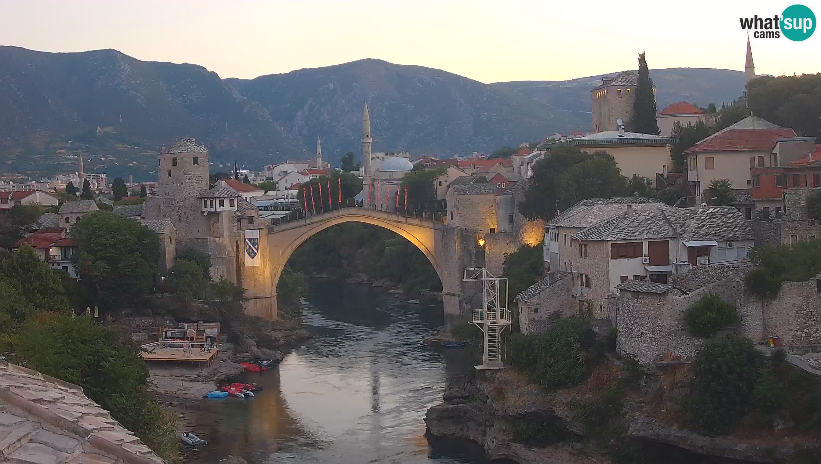 Cámara web de Mostar – El Viejo Puente sobre el río Neretva