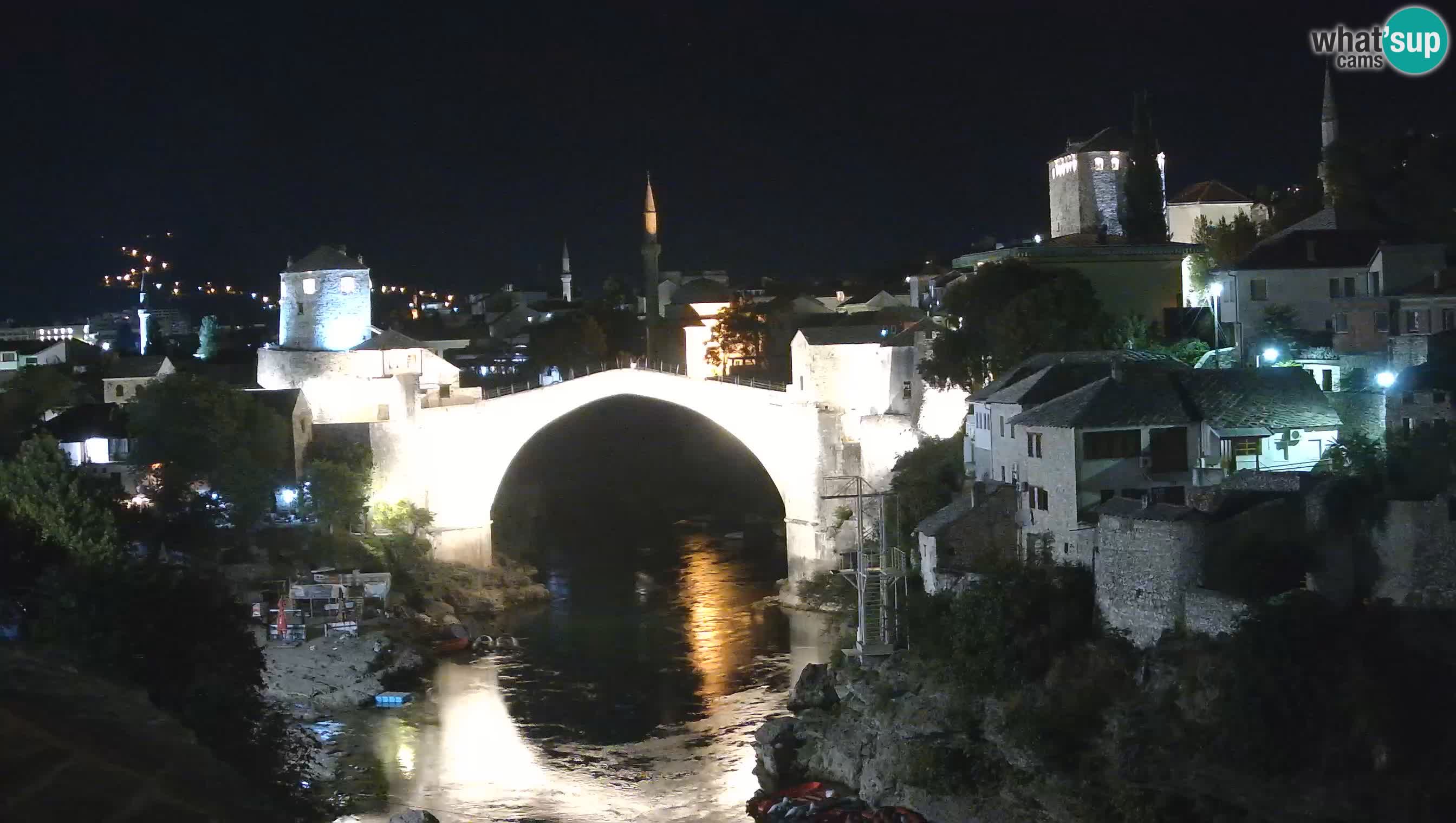 Mostar webkamera – Die Alte Brücke über den Fluss Neretva