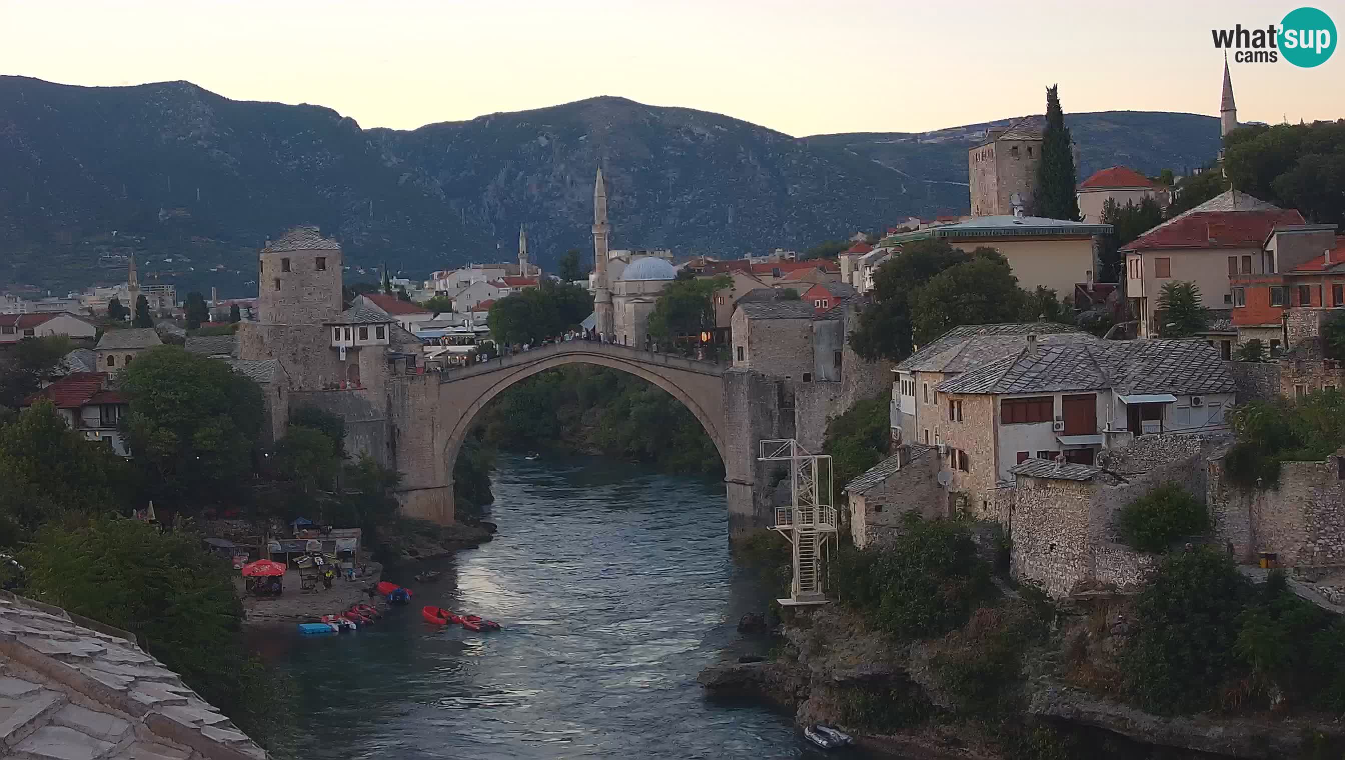 Cámara web de Mostar – El Viejo Puente sobre el río Neretva