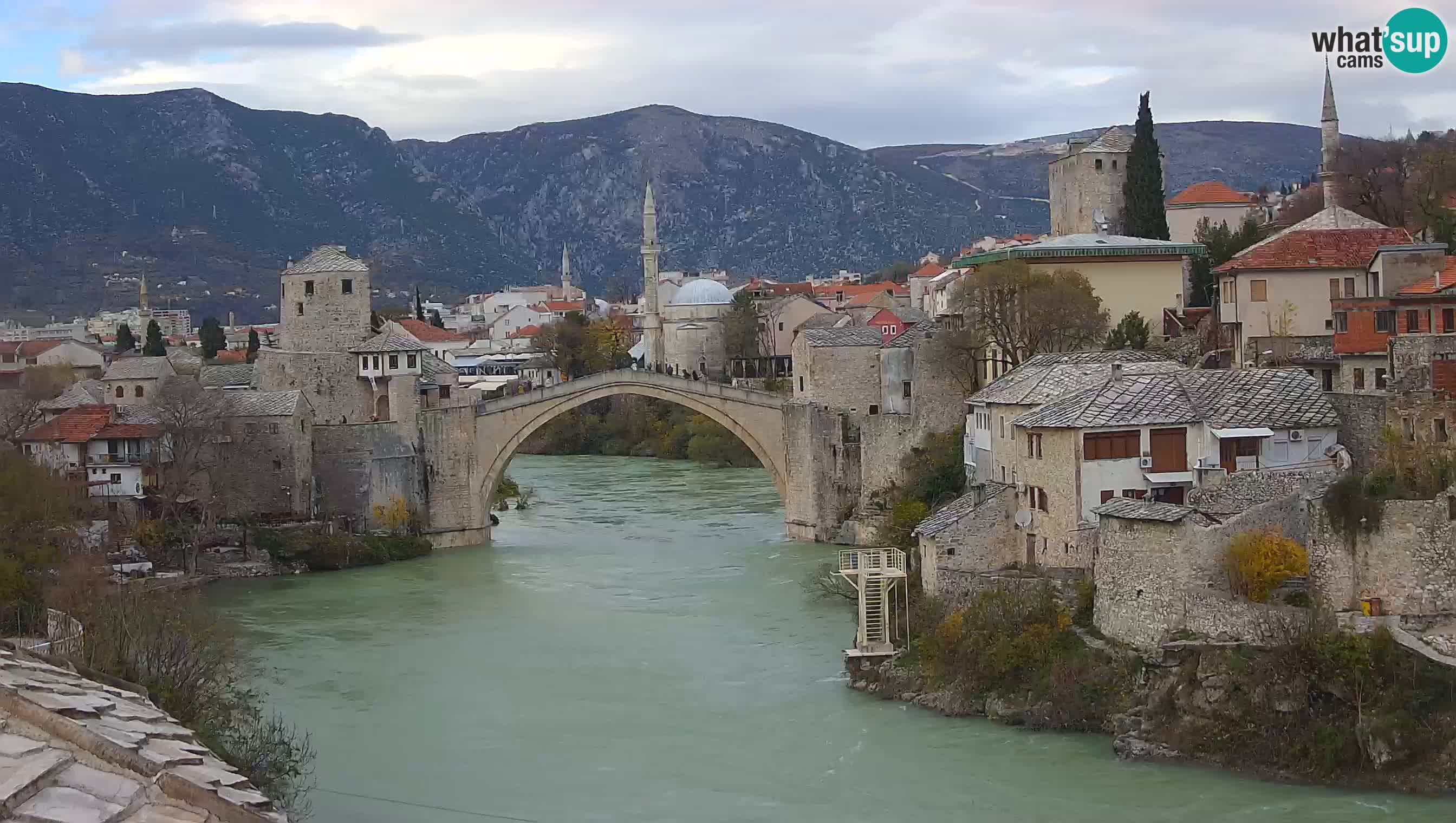 Mostar live – Webcam auf die Alte Brücke (Stari Most) und den Fluss Neretva