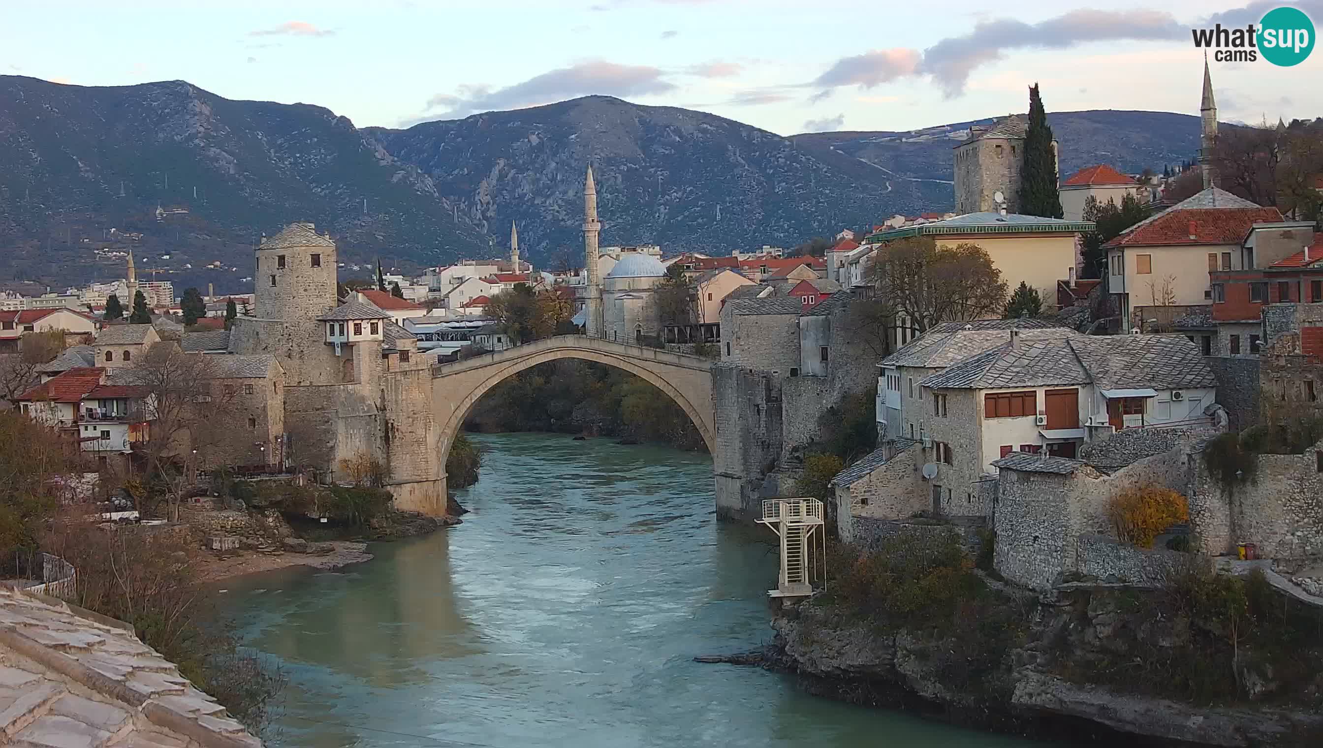 Mostar v živo – Spletna kamera na Starem mostu in reki Neretvi