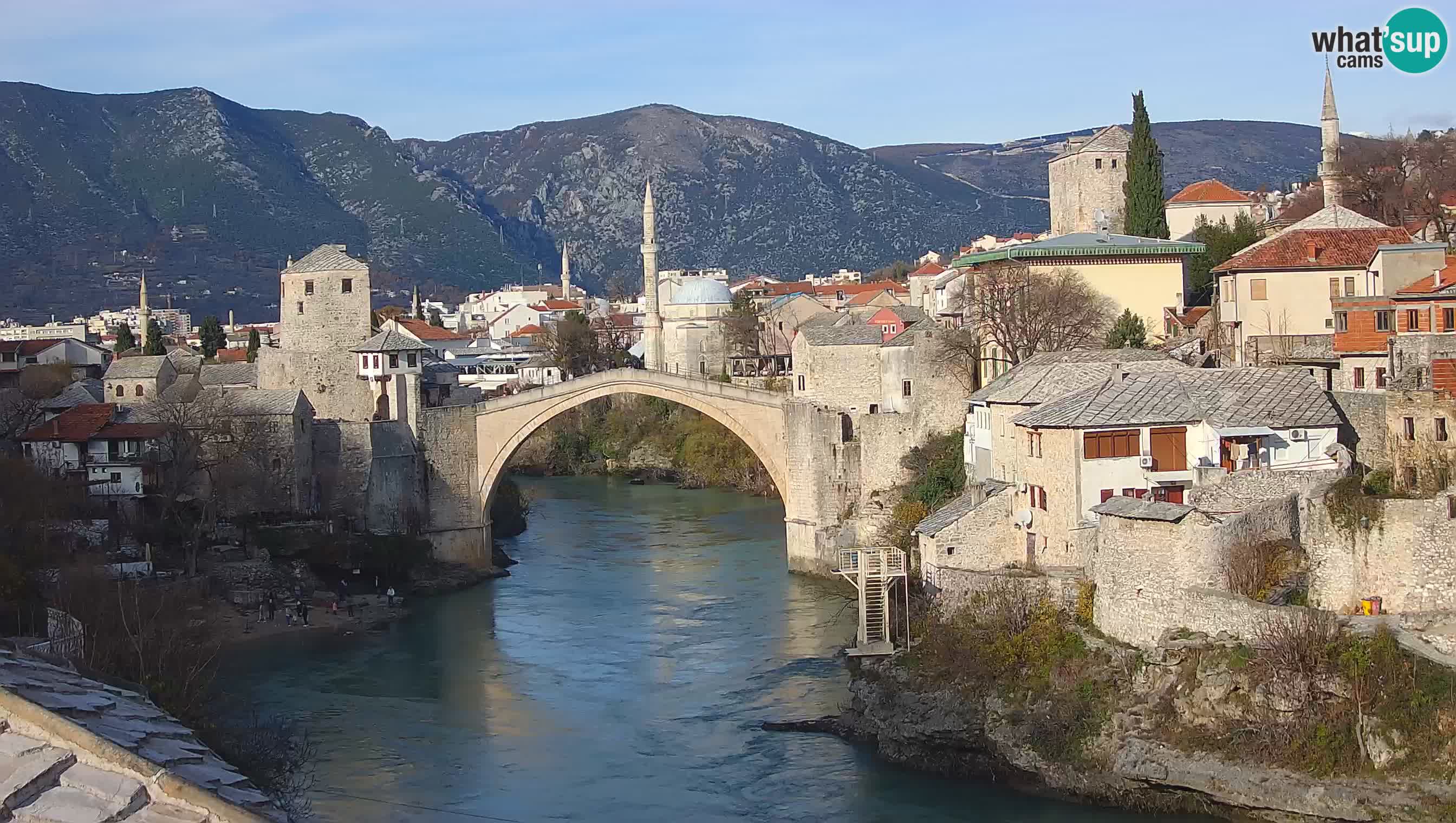 Cámara web de Mostar – El Viejo Puente sobre el río Neretva