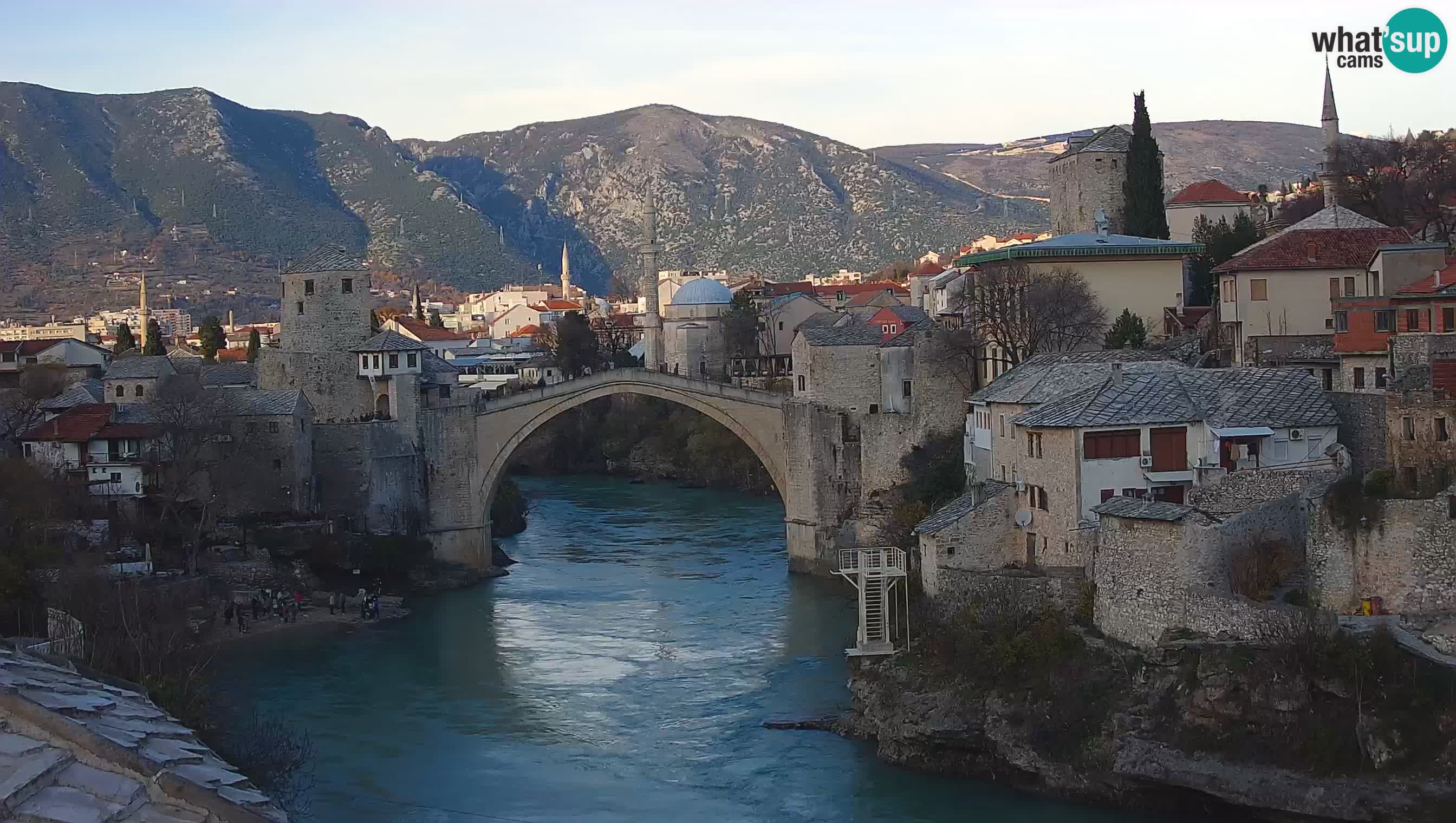 Cámara web de Mostar – El Viejo Puente sobre el río Neretva