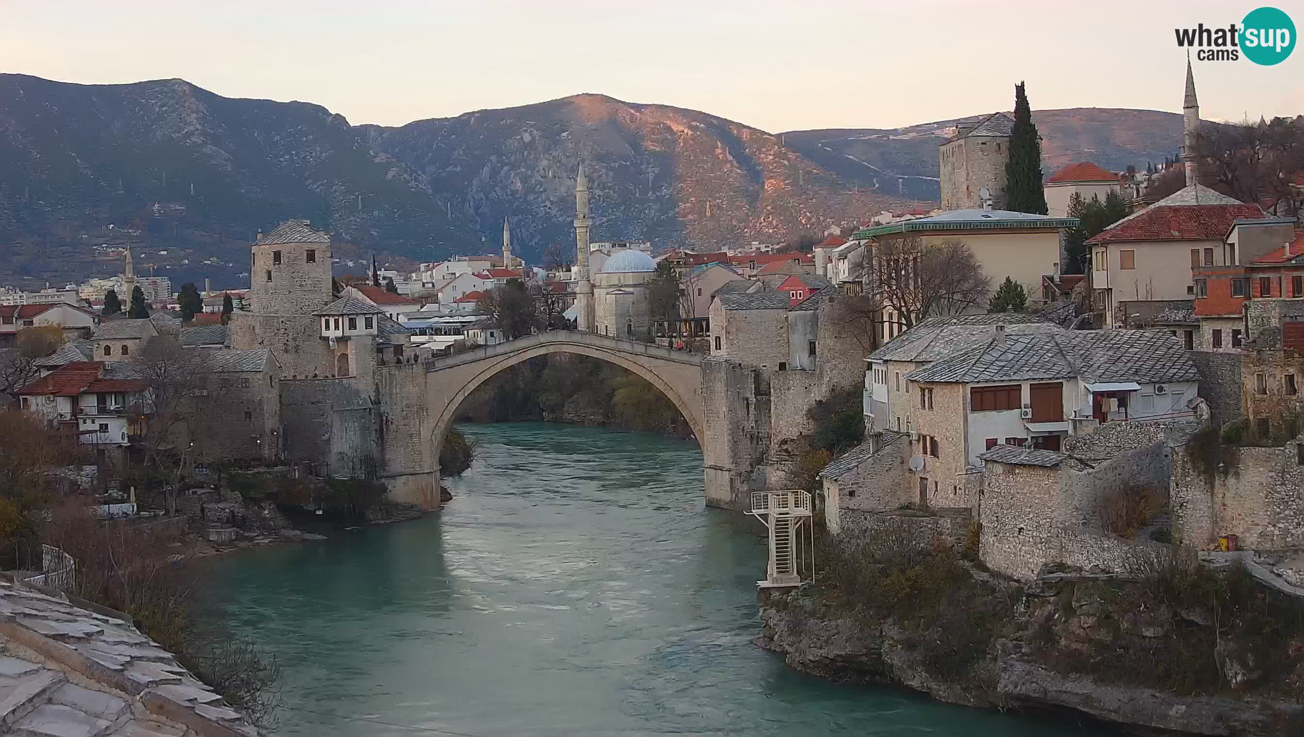 Mostar web kamera – Stari Most i rijeka Neretva – Goa Mostar