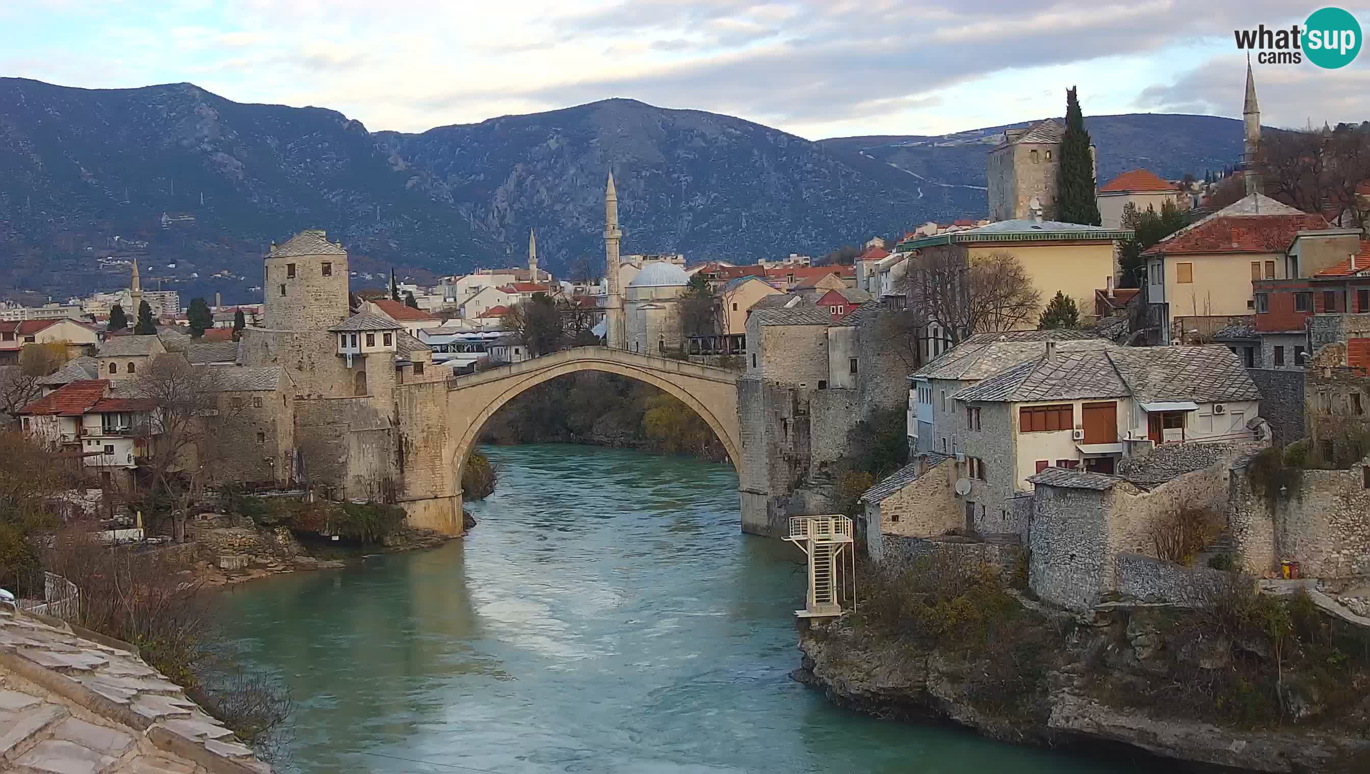 Mostar web kamera – Stari Most i rijeka Neretva – Goa Mostar
