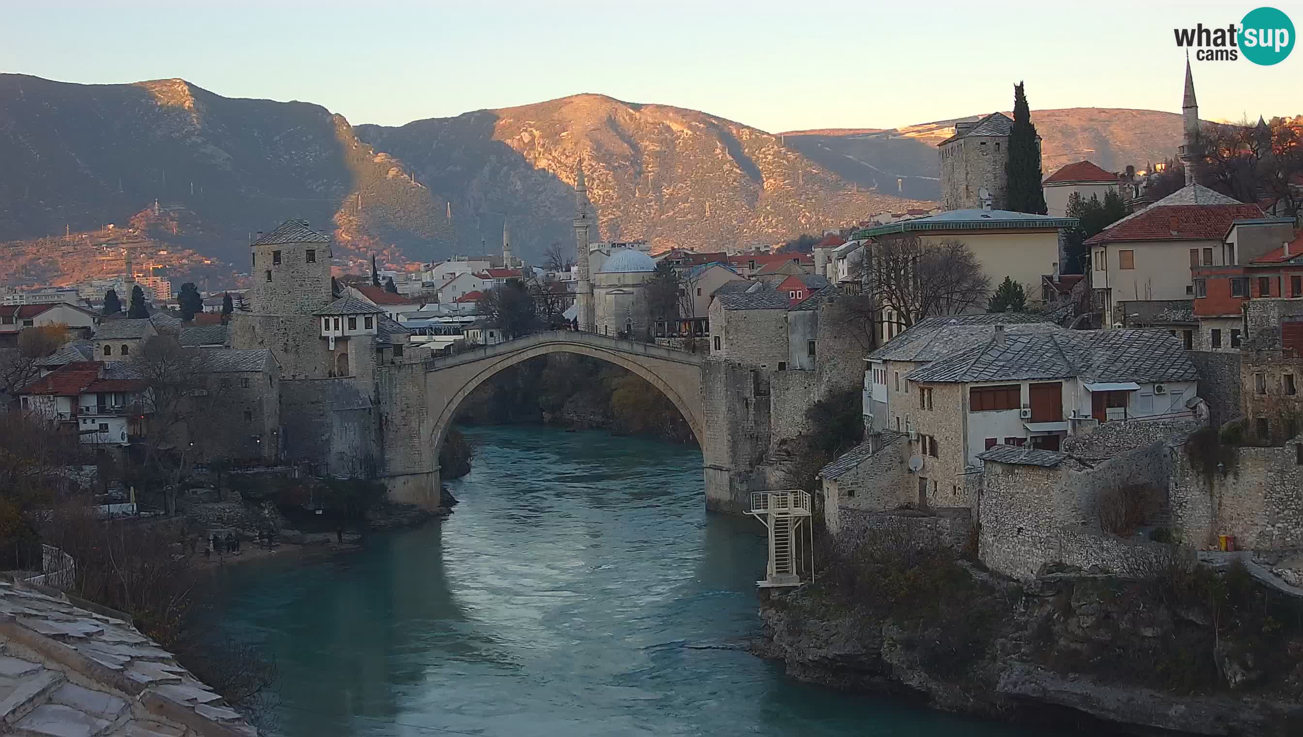 Mostar web kamera – Stari Most i rijeka Neretva – Goa Mostar