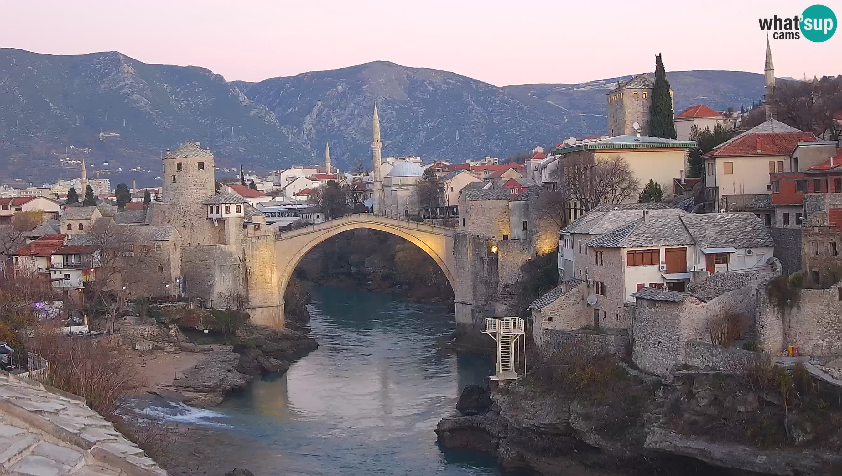 Mostar v živo – Spletna kamera na Starem mostu in reki Neretvi