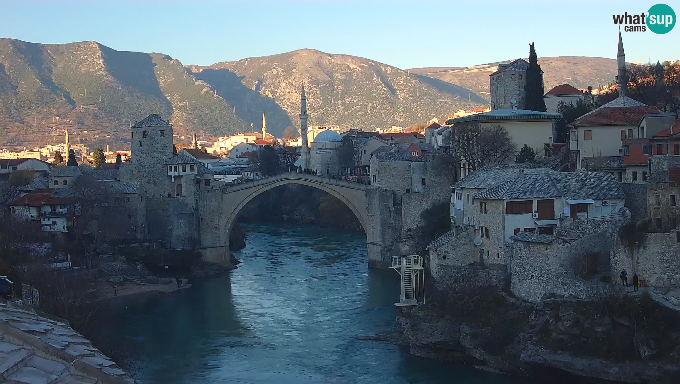 Cámara web de Mostar – El Viejo Puente sobre el río Neretva