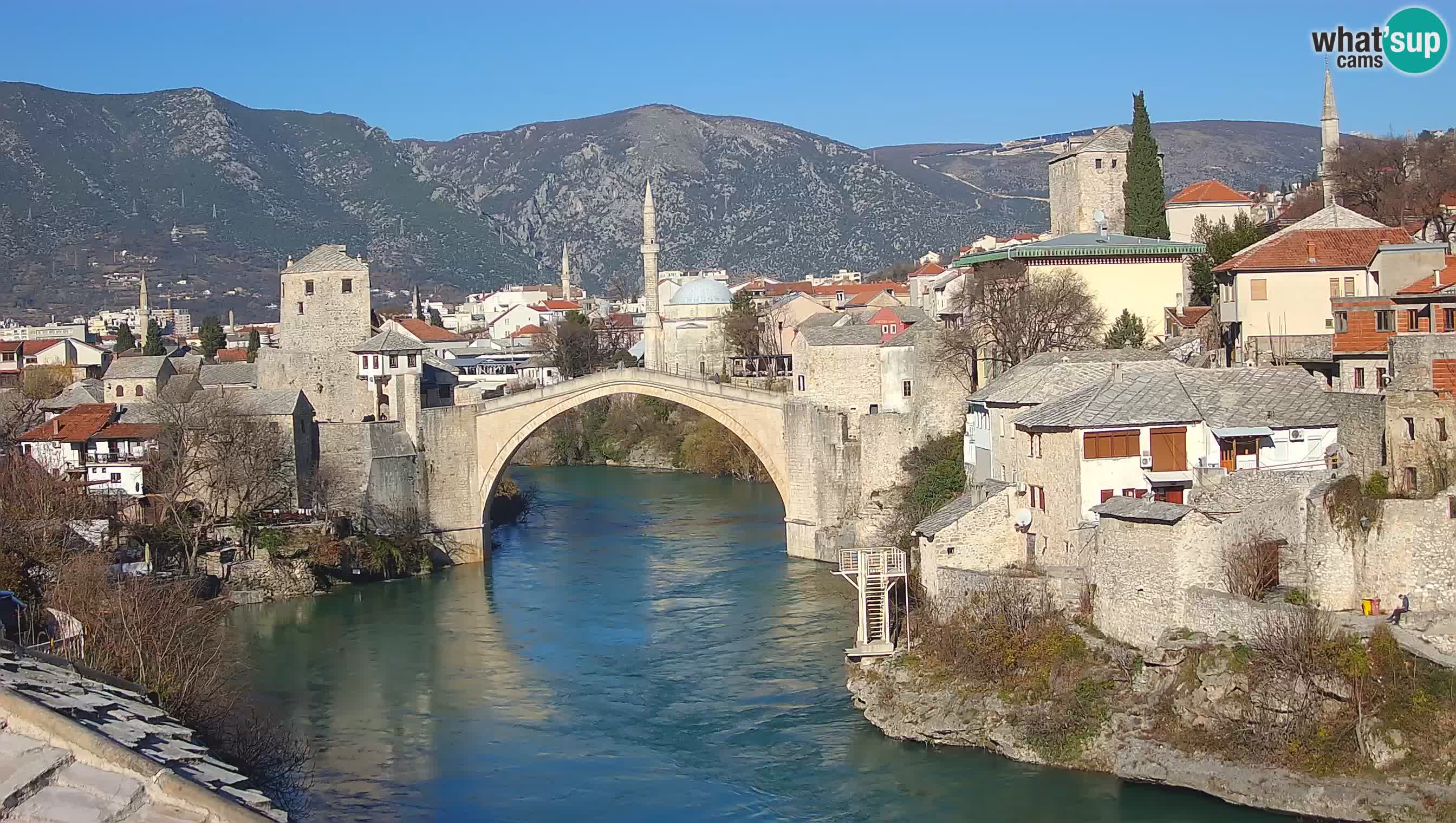 Cámara web de Mostar – El Viejo Puente sobre el río Neretva