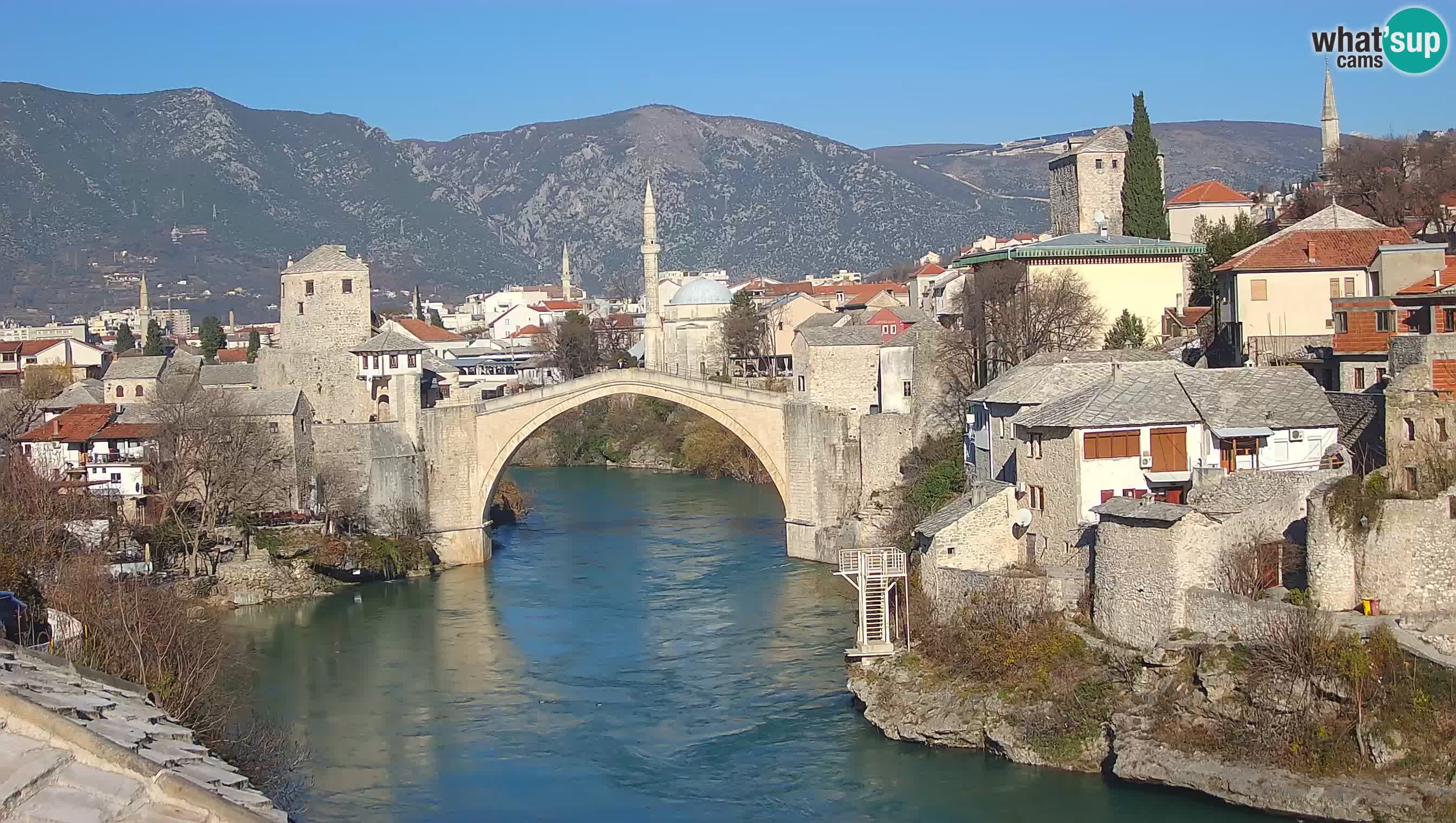 Cámara web de Mostar – El Viejo Puente sobre el río Neretva