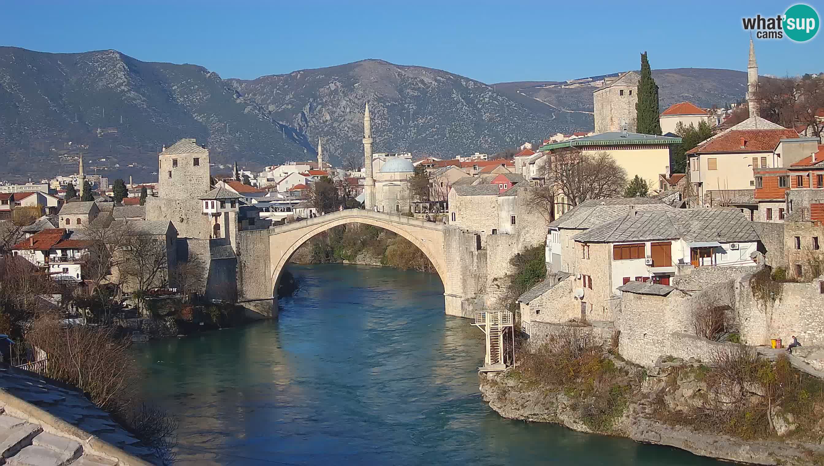 Cámara web de Mostar – El Viejo Puente sobre el río Neretva