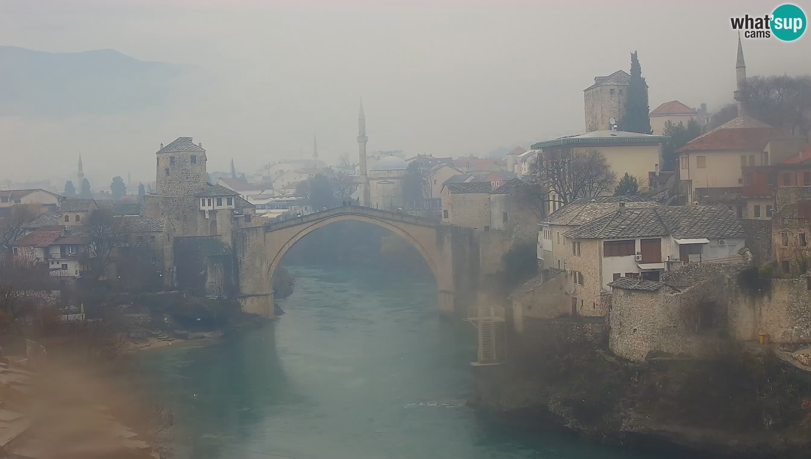 Cámara web de Mostar – El Viejo Puente sobre el río Neretva