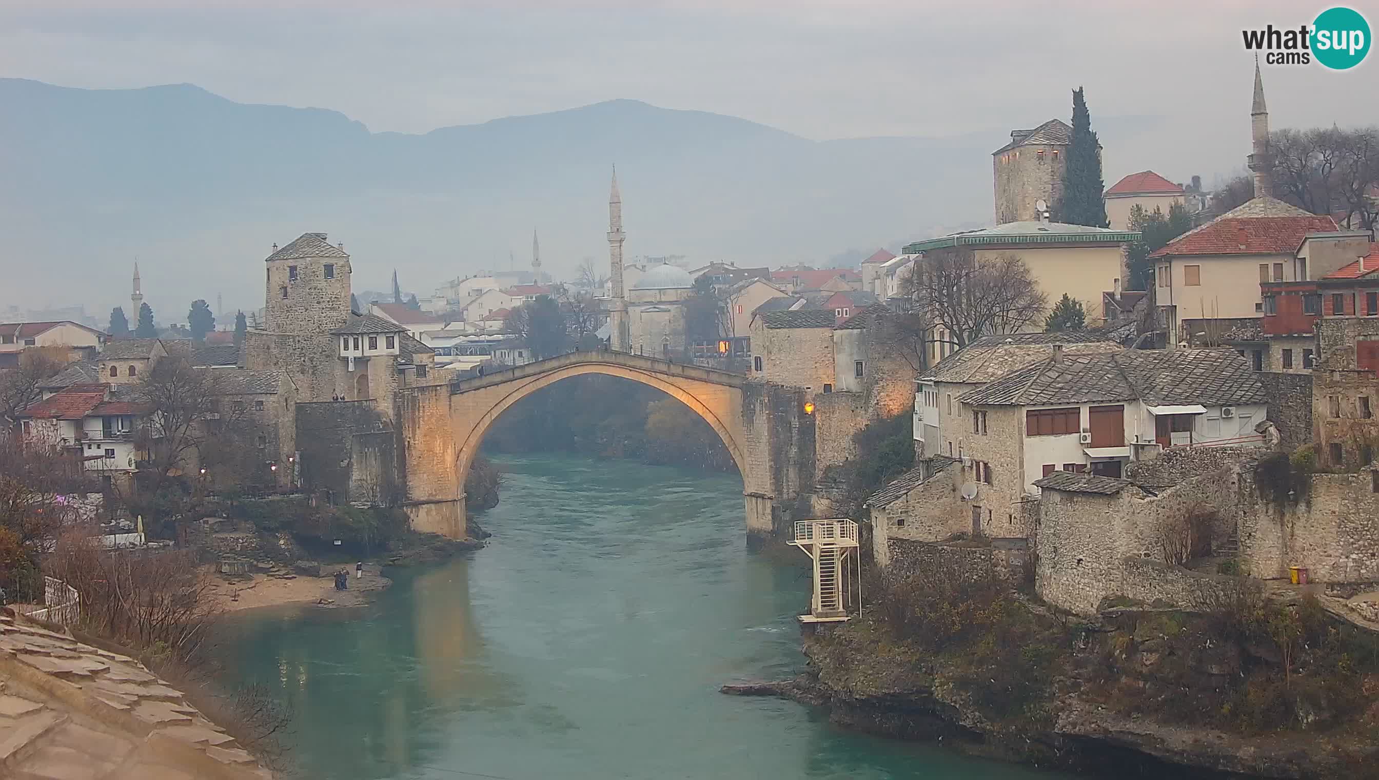 Cámara web de Mostar – El Viejo Puente sobre el río Neretva
