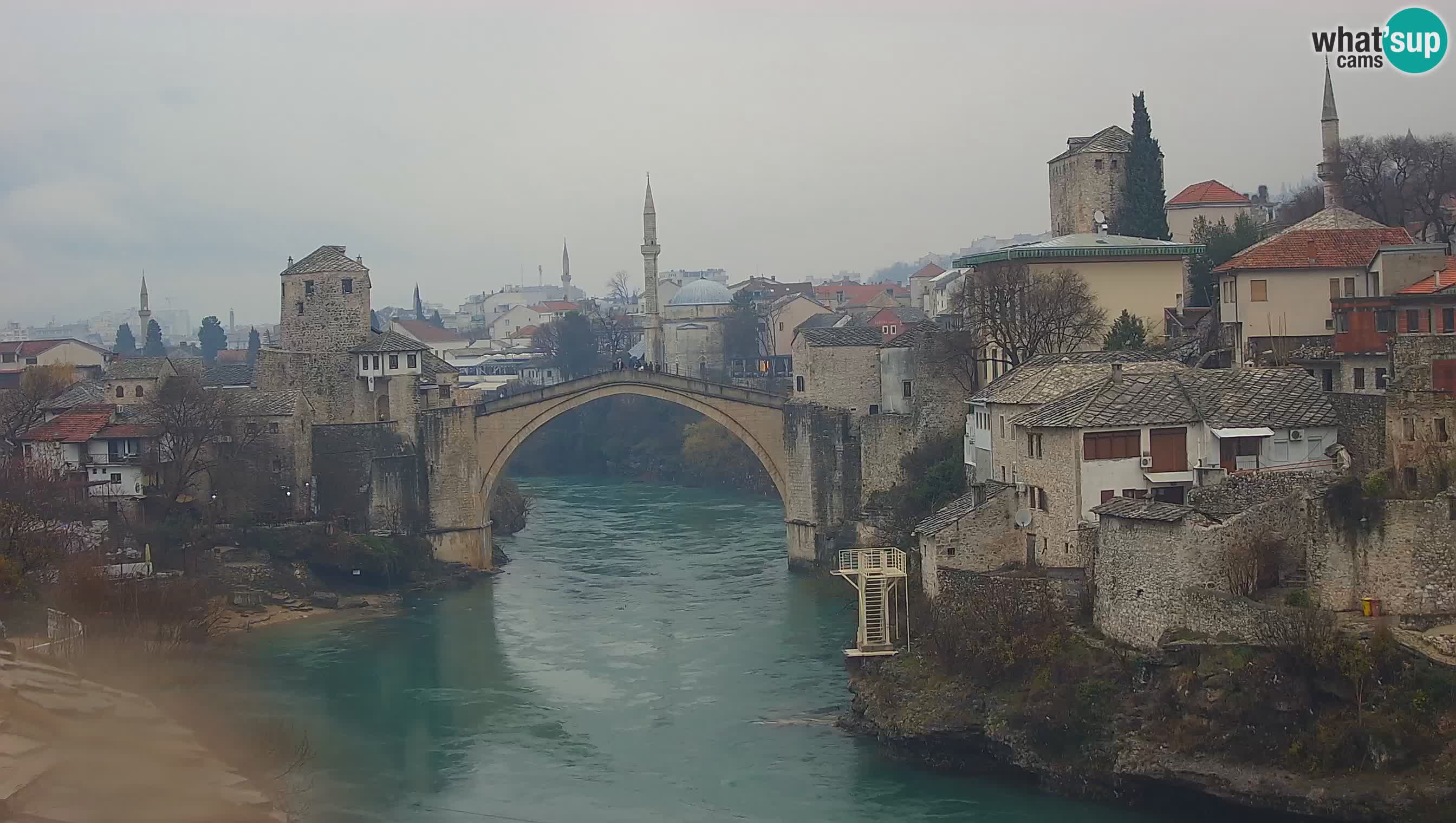 Cámara web de Mostar – El Viejo Puente sobre el río Neretva