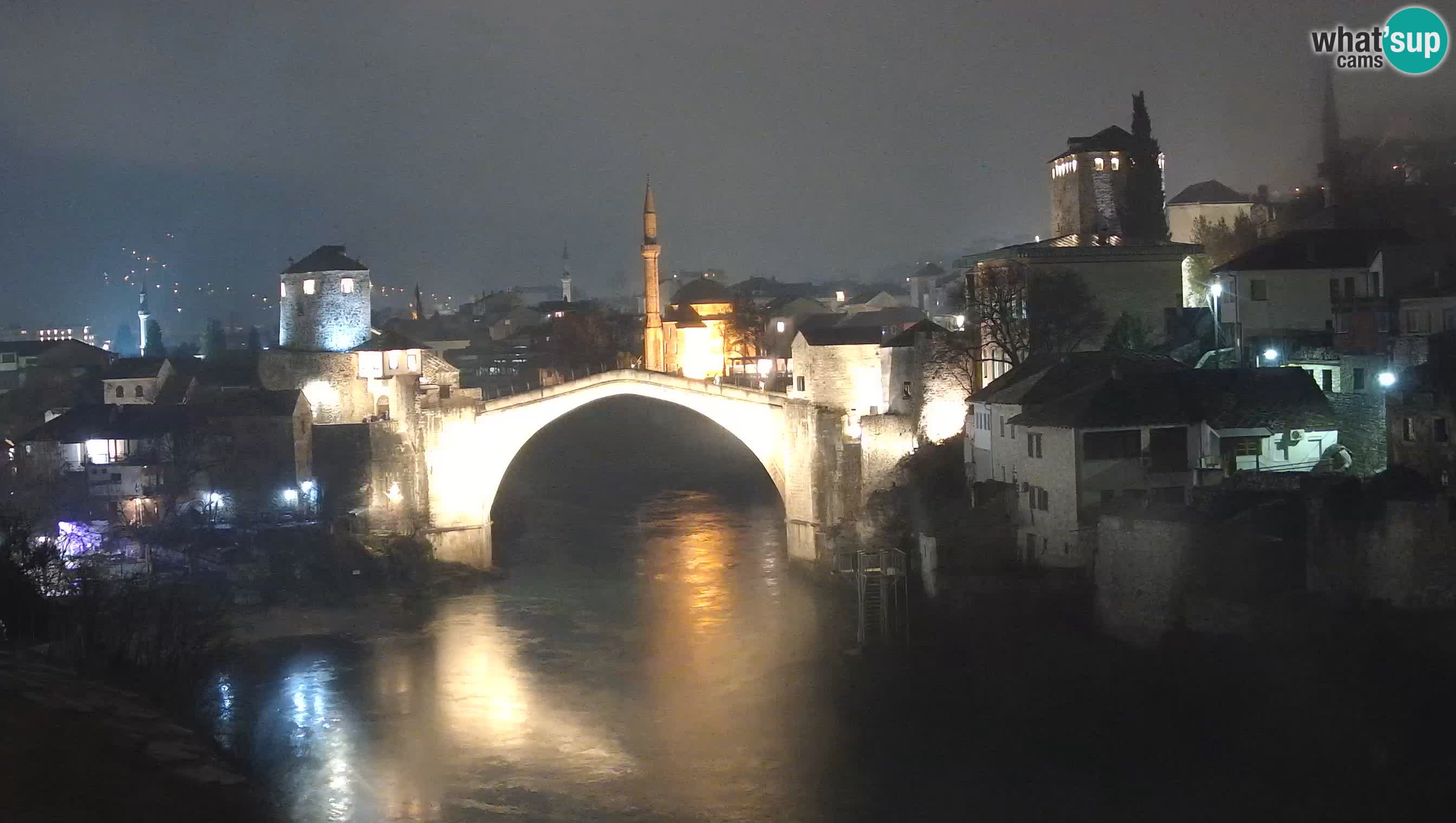 Mostar webkamera – Die Alte Brücke über den Fluss Neretva