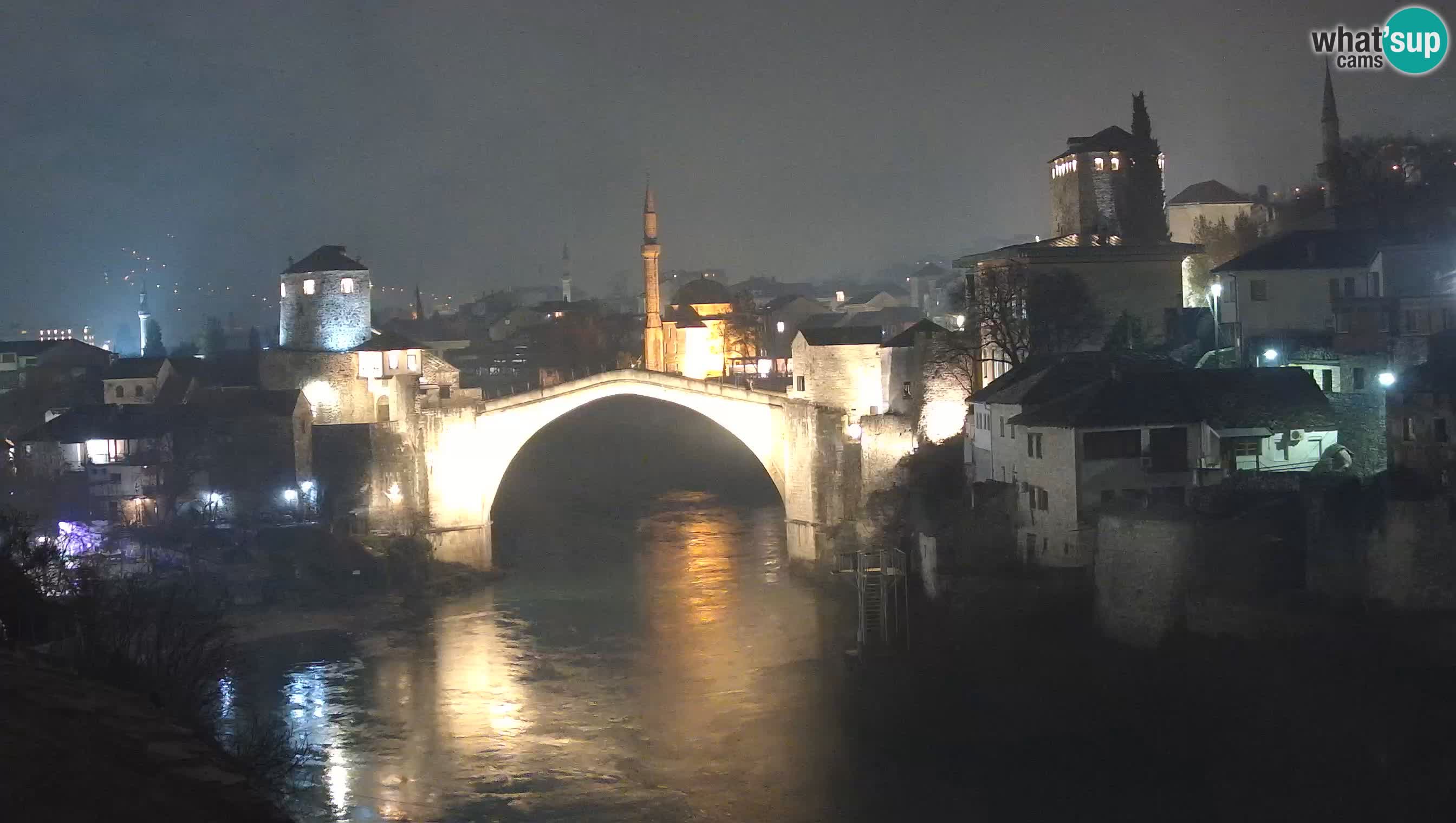 Mostar webkamera – Die Alte Brücke über den Fluss Neretva