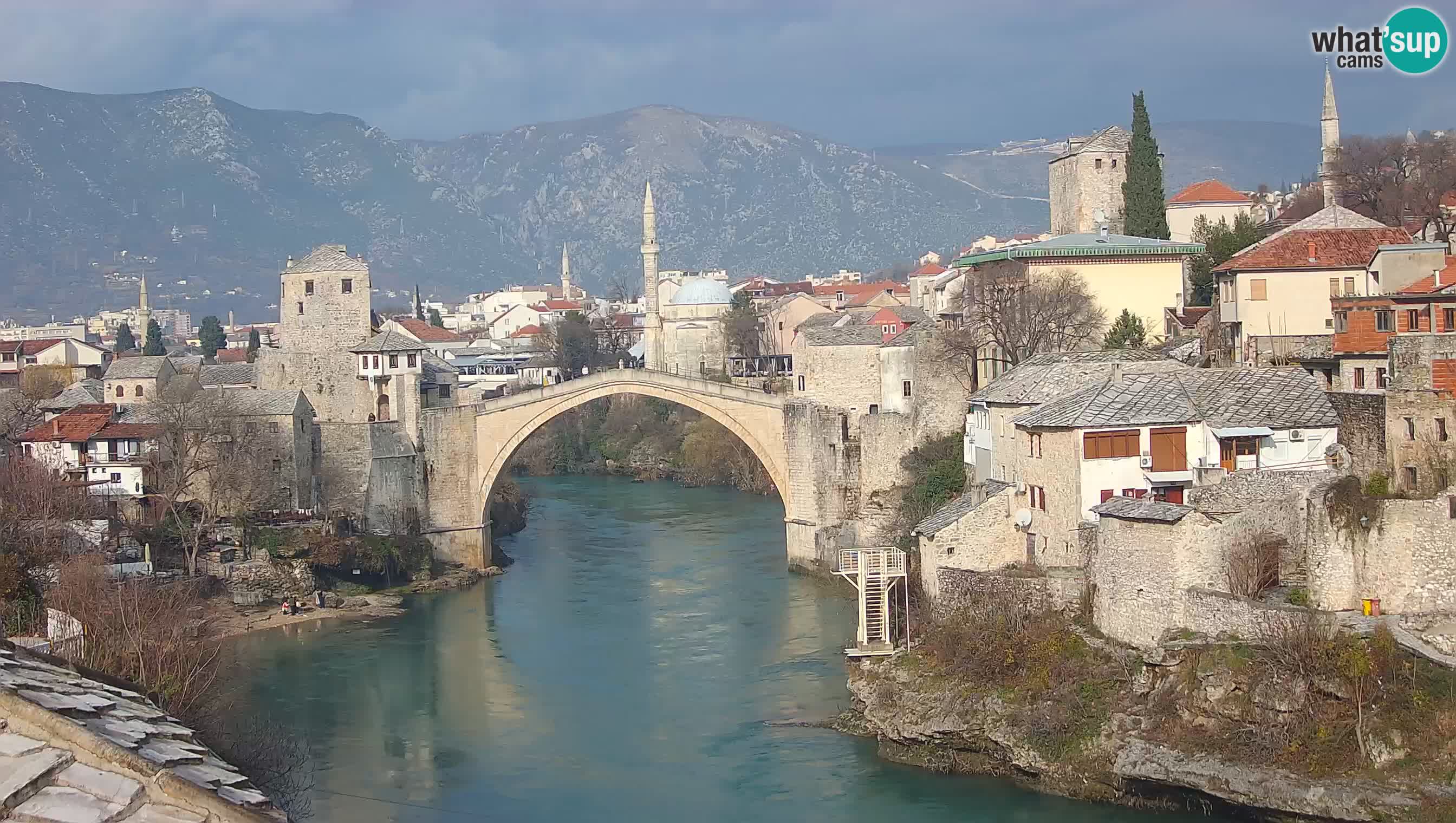 Cámara web de Mostar – El Viejo Puente sobre el río Neretva