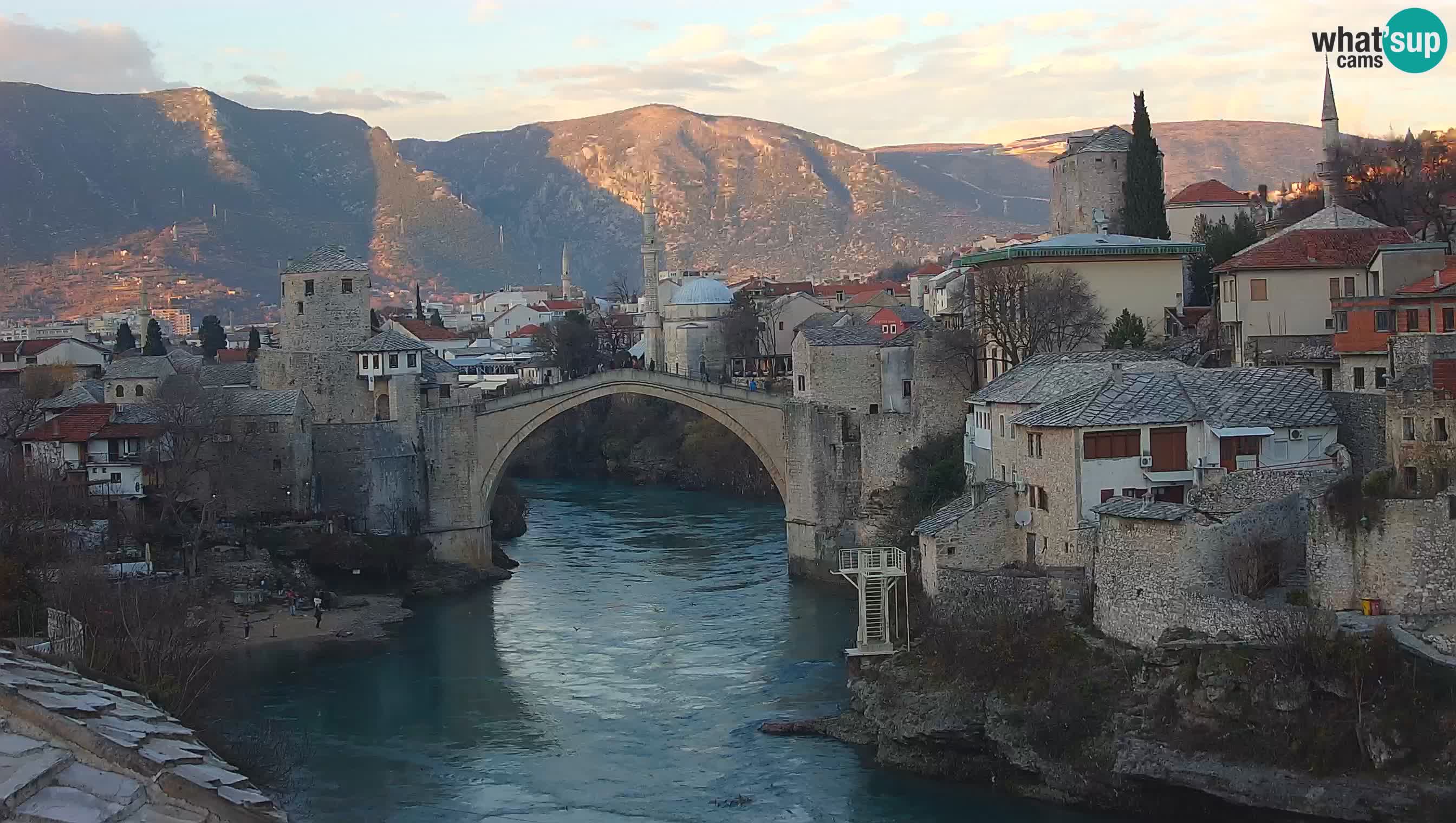 Mostar live – Webcam auf die Alte Brücke (Stari Most) und den Fluss Neretva