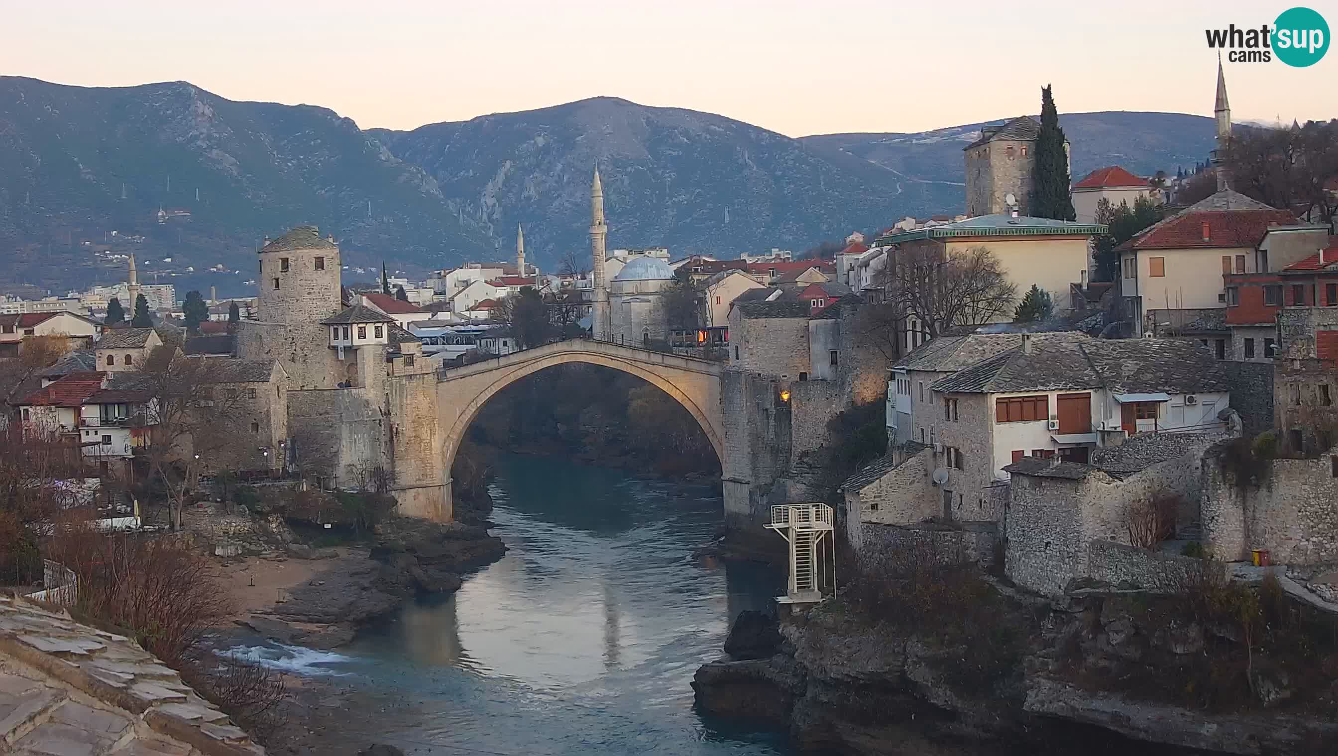 Mostar v živo – Spletna kamera na Starem mostu in reki Neretvi