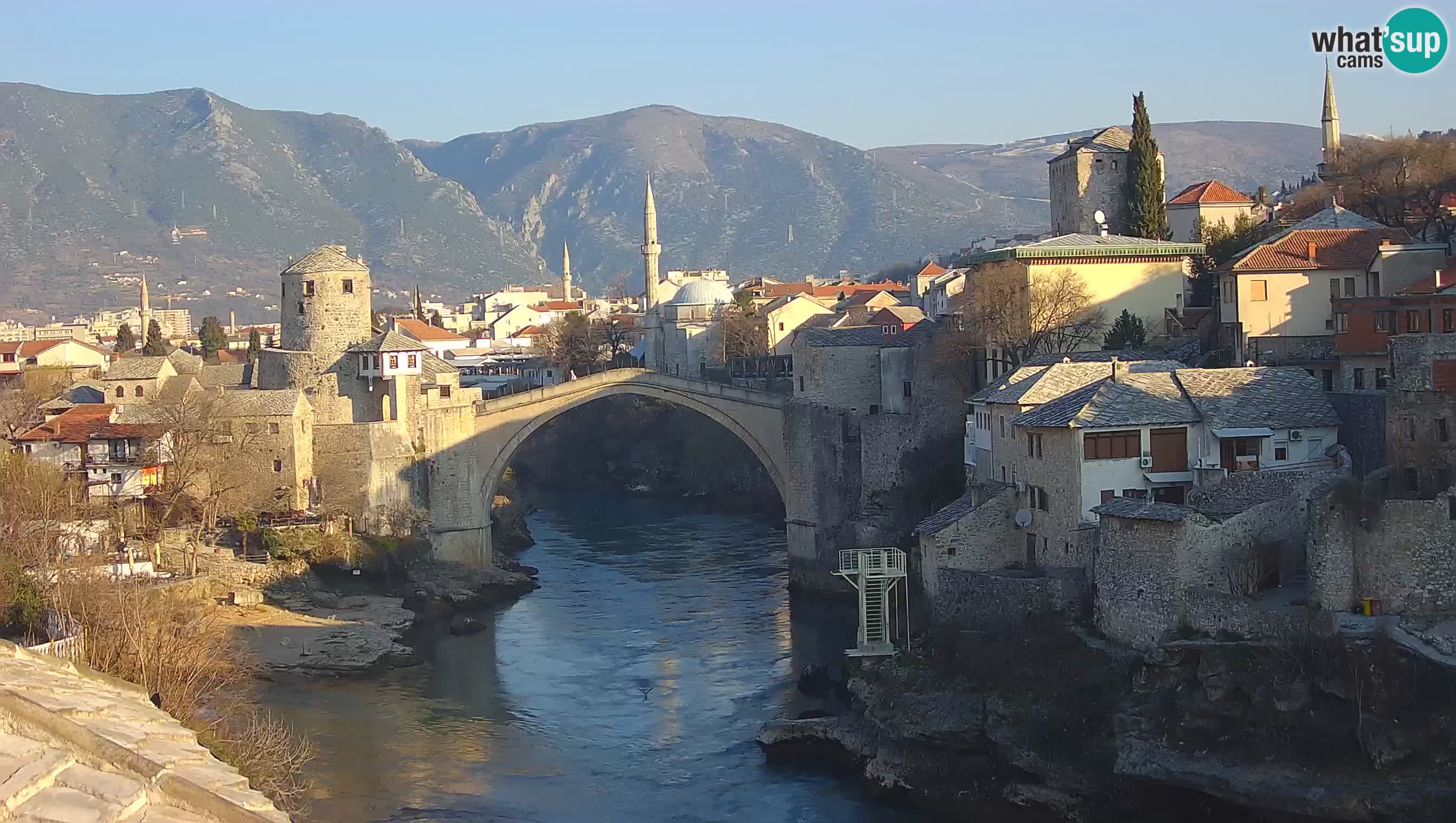 Mostar live – Webcam auf die Alte Brücke (Stari Most) und den Fluss Neretva