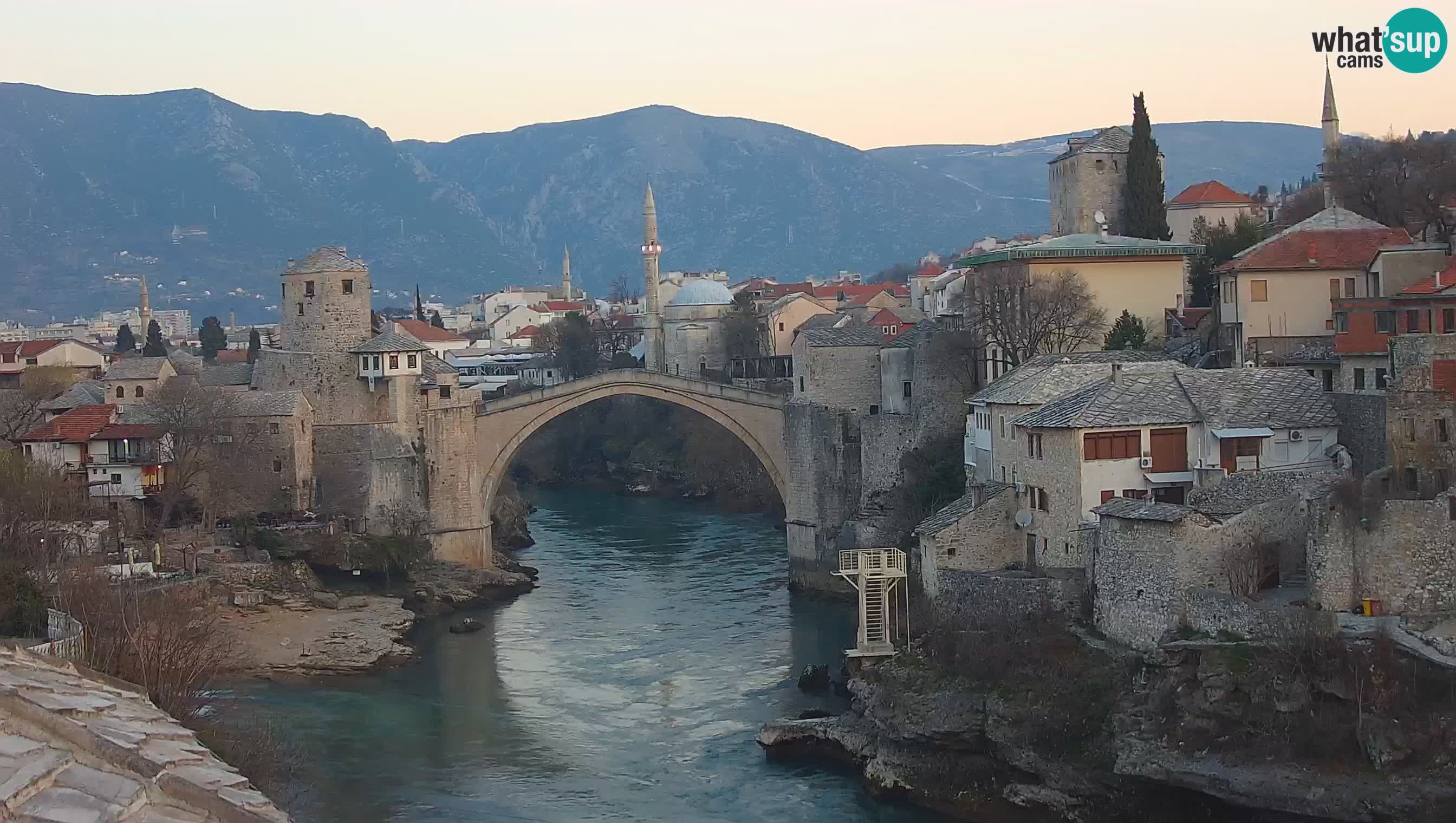 Mostar web kamera – Stari Most i rijeka Neretva – Goa Mostar