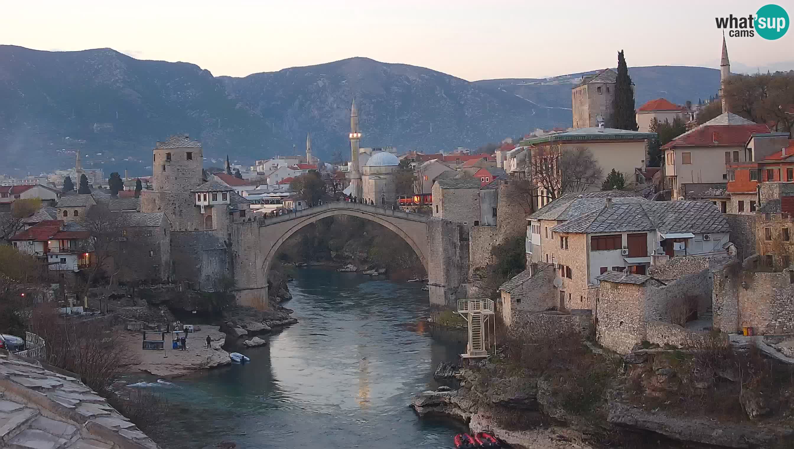 Mostar live – Webcam auf die Alte Brücke (Stari Most) und den Fluss Neretva
