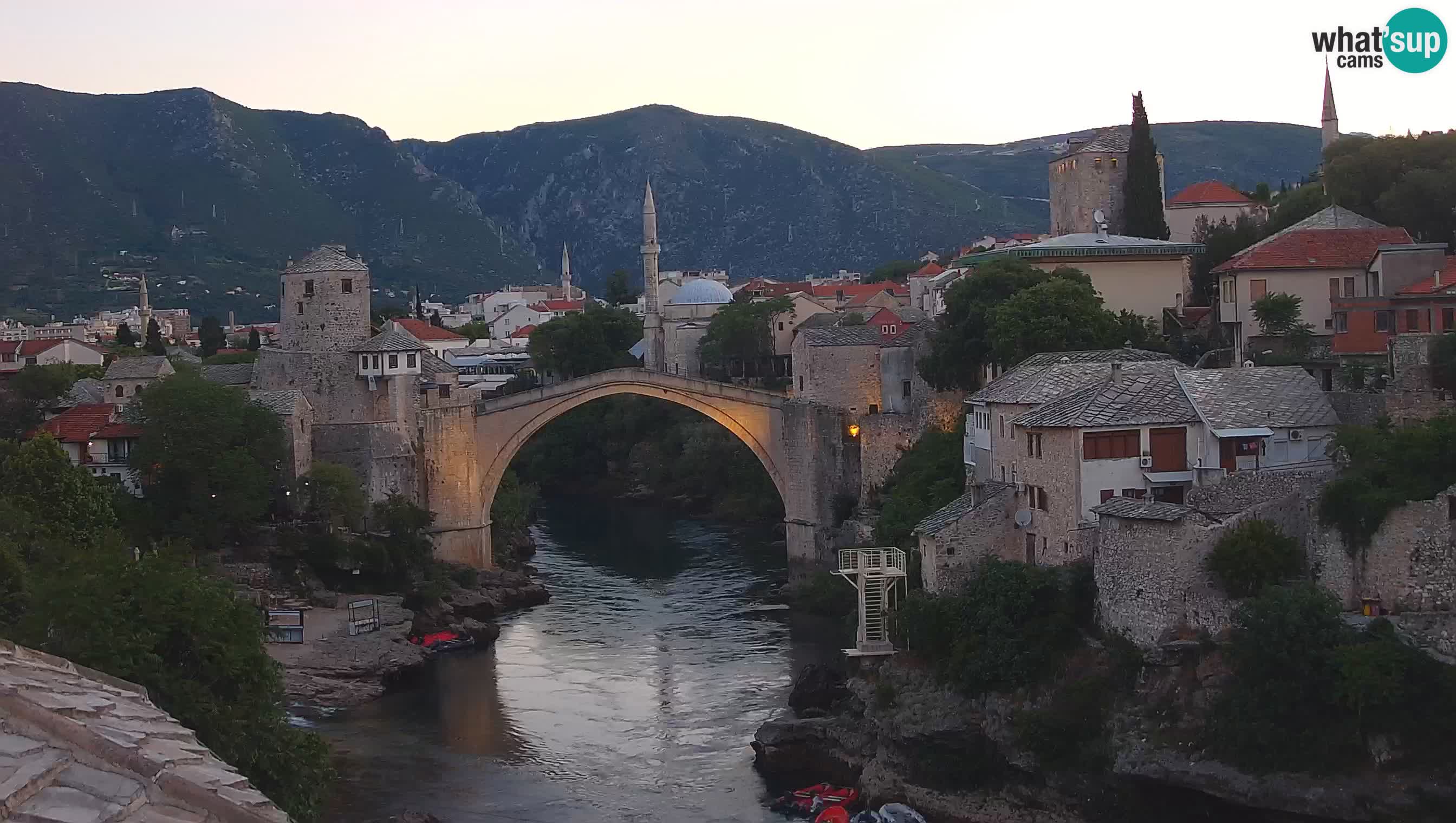 Cámara web de Mostar – El Viejo Puente sobre el río Neretva