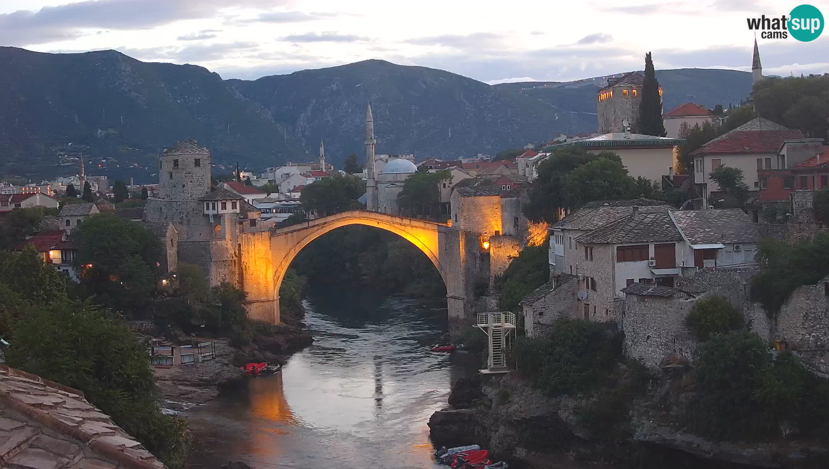 Mostar live – Webcam auf die Alte Brücke (Stari Most) und den Fluss Neretva