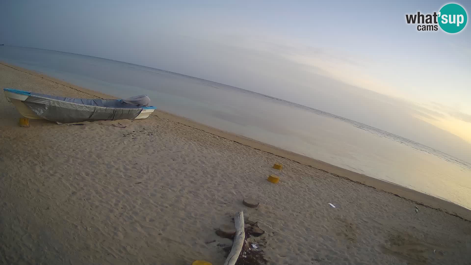 Spletna kamera Kite Buen Hombre Kiteboarding – plaža Buen Hombre – Monte Cristi – Dominikanska Republika