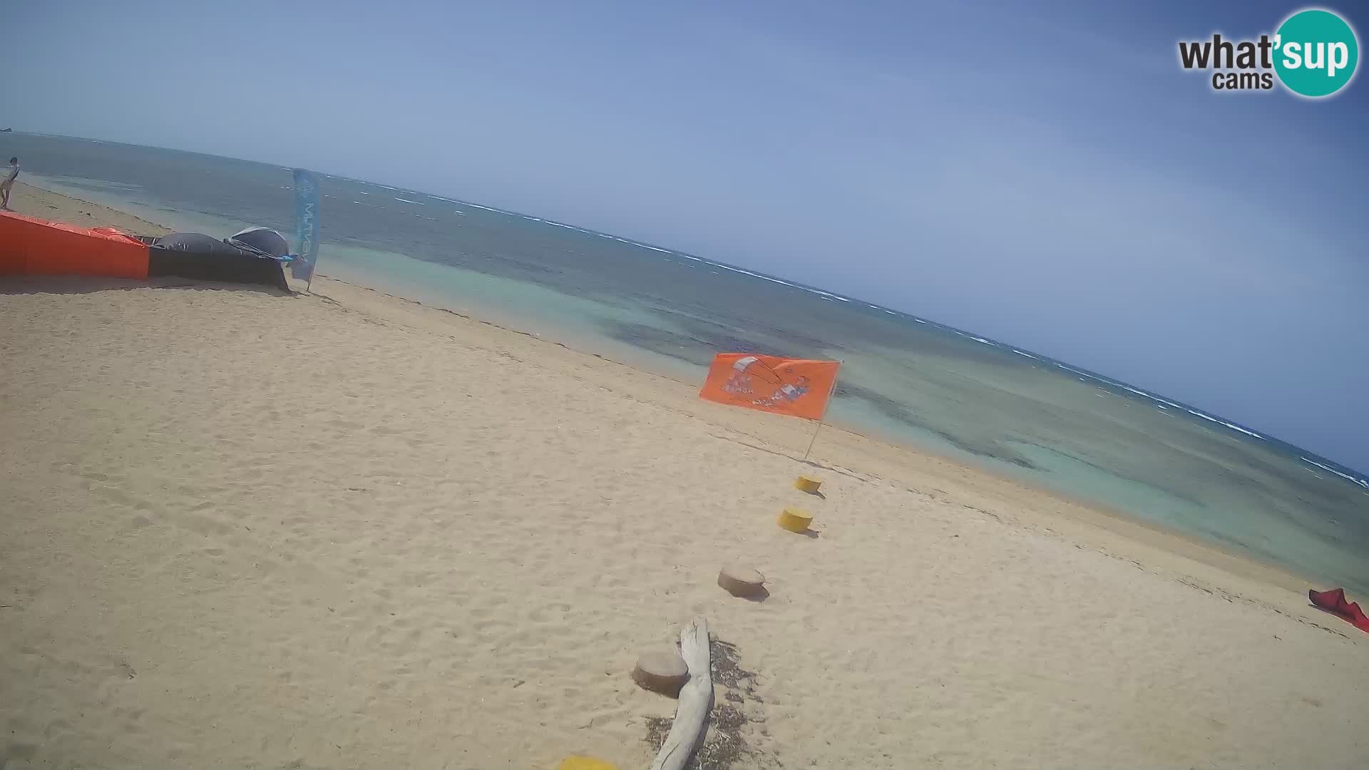 Caméra en direct de Kite Buen Hombre Kiteboarding – Plage Buen Hombre – Monte Cristi – République Dominicaine
