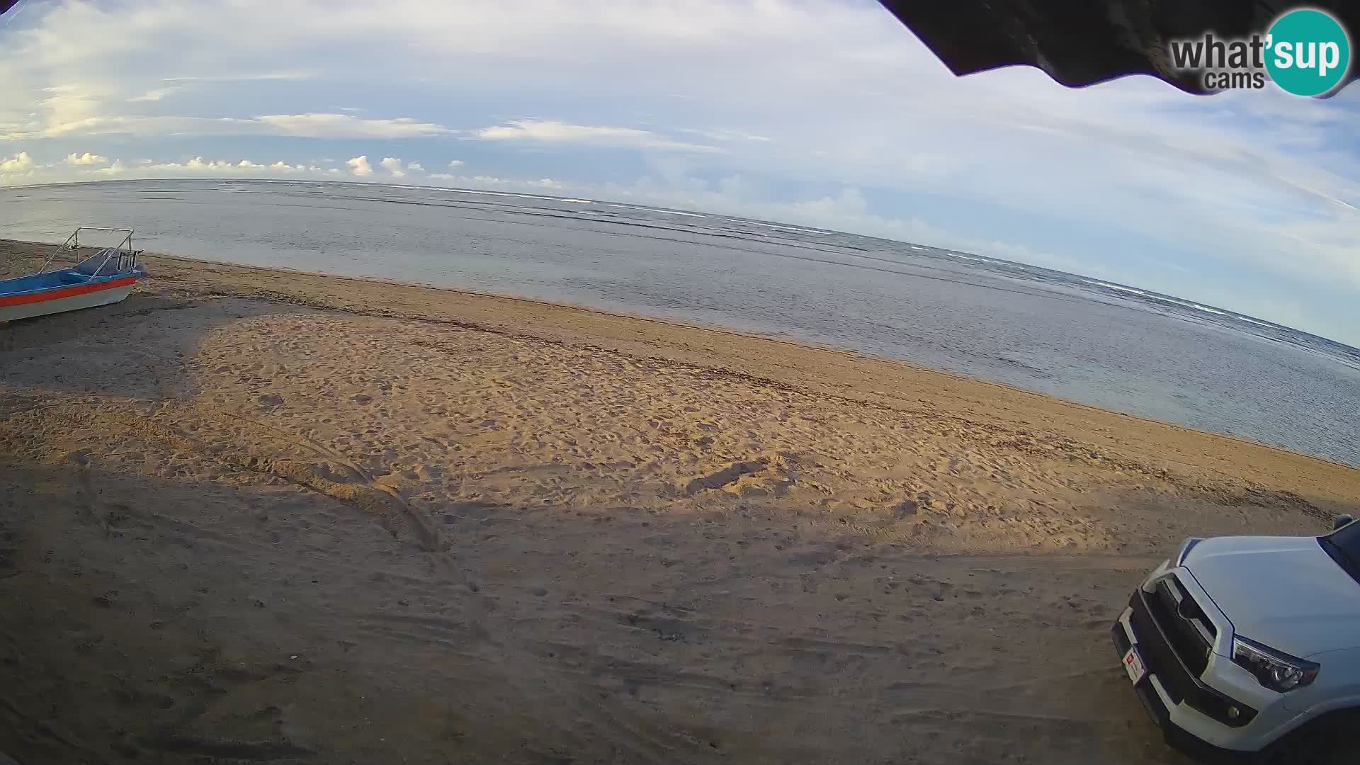 Caméra en direct de Kite Buen Hombre Kiteboarding – Plage Buen Hombre – Monte Cristi – République Dominicaine