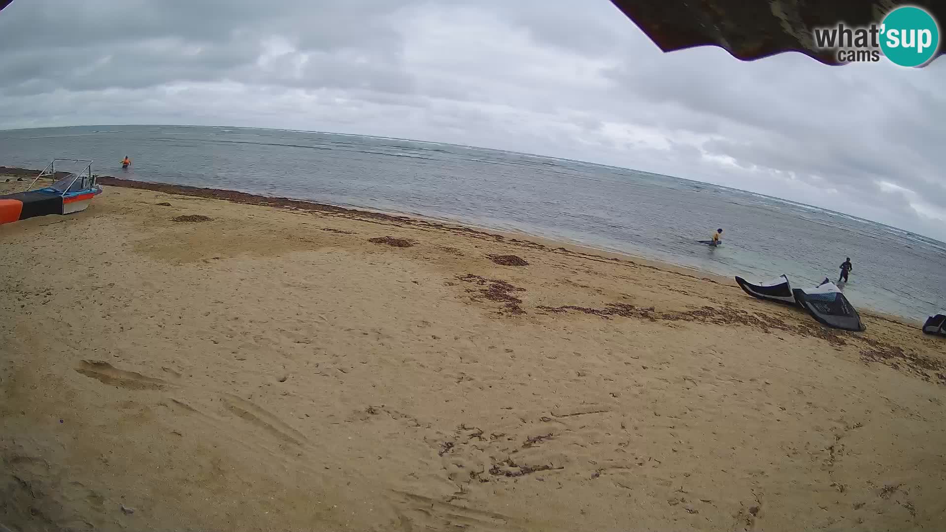 Cámara en Vivo Kite Buen Hombre Kiteboarding School – Playa Buen Hombre – Monte Cristi – República Dominicana