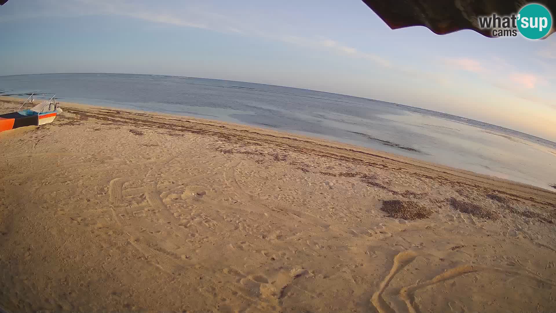 Cámara en Vivo Kite Buen Hombre Kiteboarding School – Playa Buen Hombre – Monte Cristi – República Dominicana