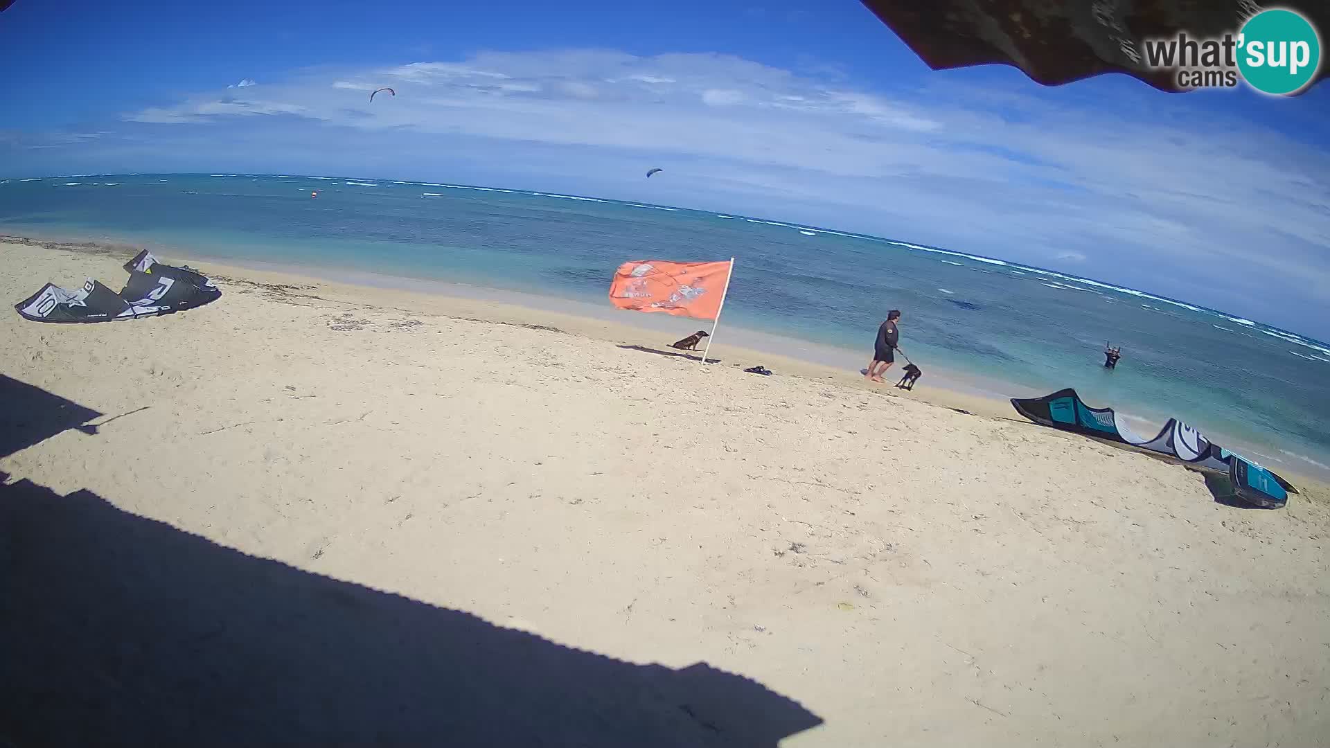 Cámara en Vivo Kite Buen Hombre Kiteboarding School – Playa Buen Hombre – Monte Cristi – República Dominicana