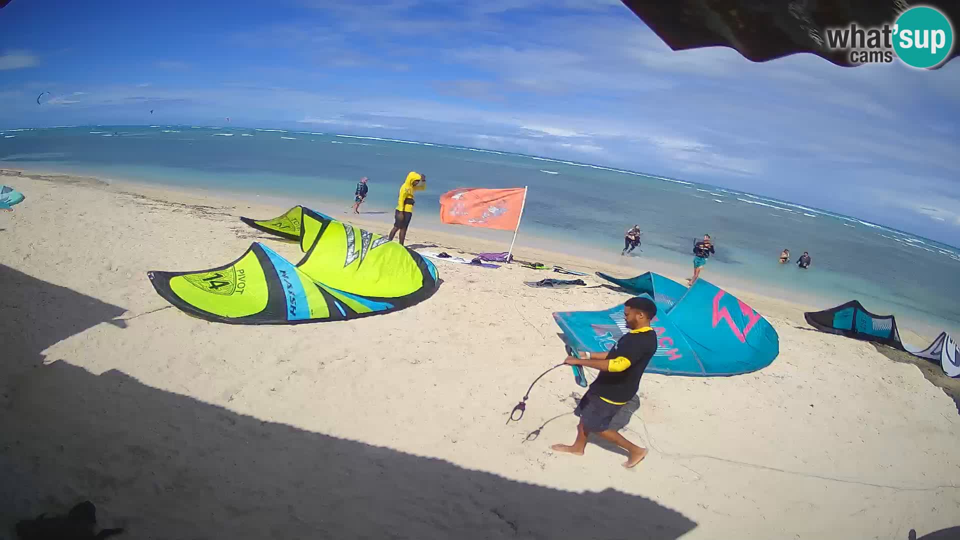 Cámara en Vivo Kite Buen Hombre Kiteboarding School – Playa Buen Hombre – Monte Cristi – República Dominicana