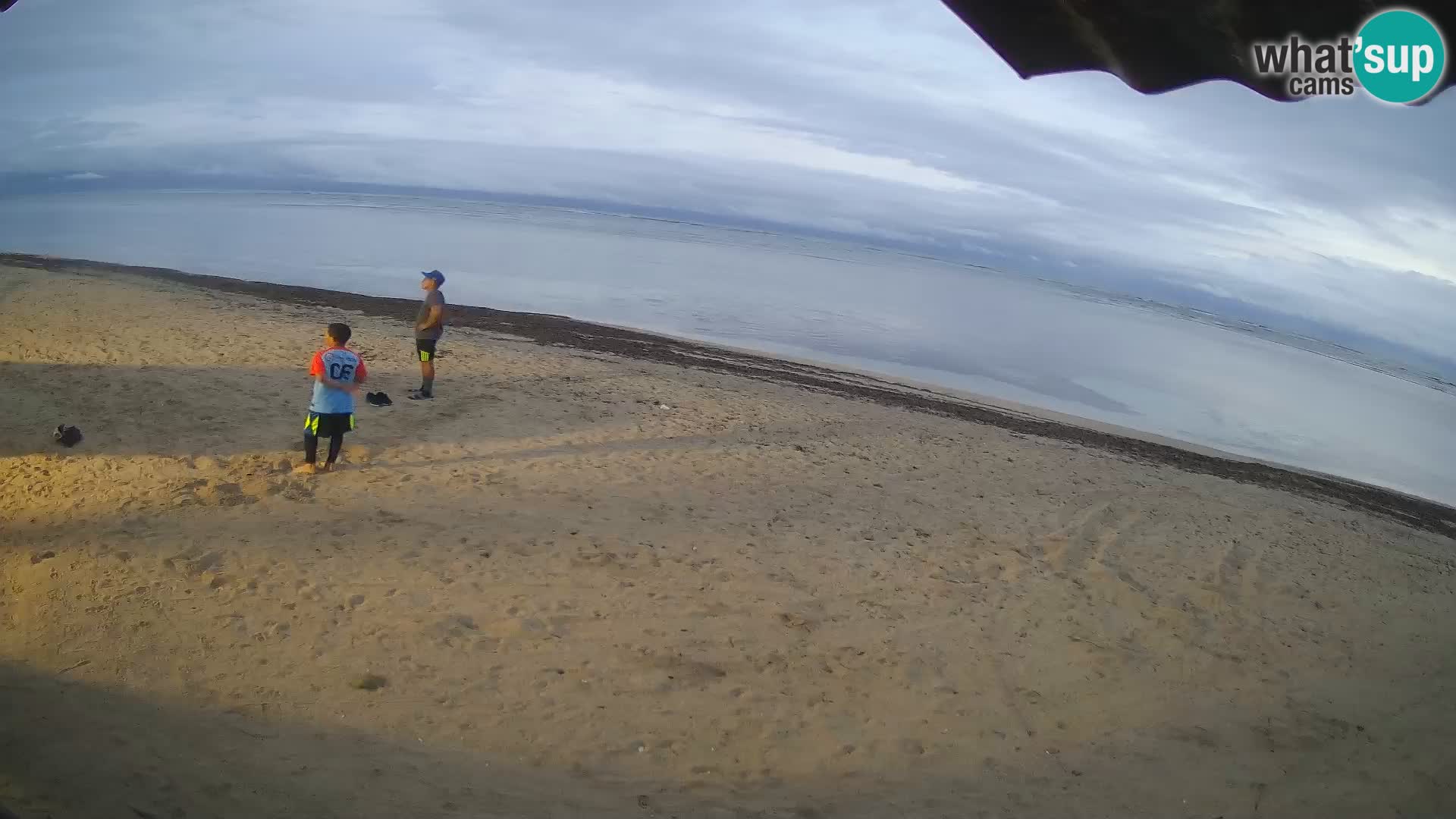 Cámara en Vivo Kite Buen Hombre Kiteboarding School – Playa Buen Hombre – Monte Cristi – República Dominicana