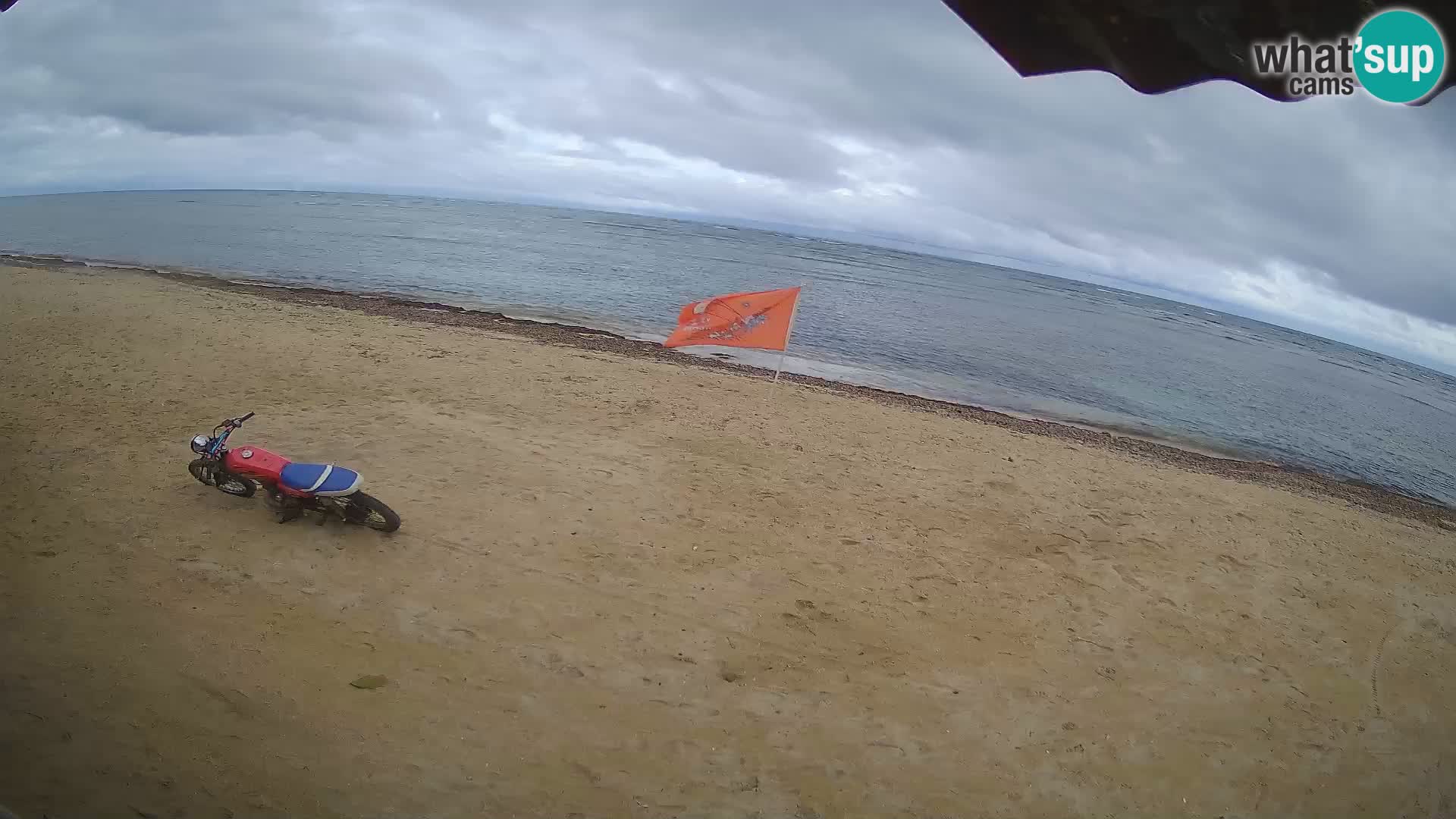 Caméra en direct de Kite Buen Hombre Kiteboarding – Plage Buen Hombre – Monte Cristi – République Dominicaine