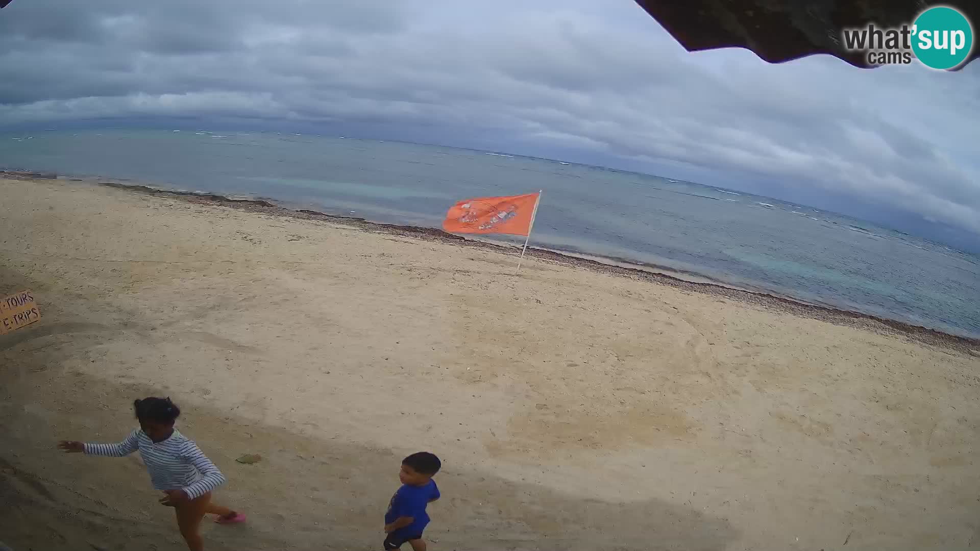 Caméra en direct de Kite Buen Hombre Kiteboarding – Plage Buen Hombre – Monte Cristi – République Dominicaine