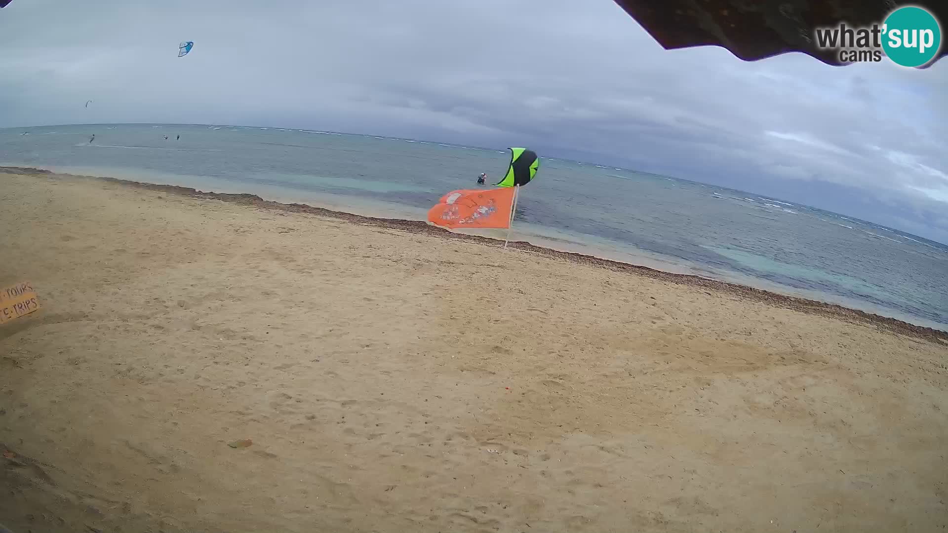 Web kamera Kite Buen Hombre Kiteboarding School – plaža Buen Hombre – Monte Cristi – Dominikanska Republika