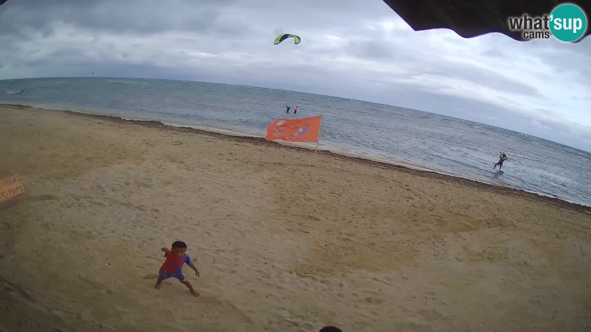 Spletna kamera Kite Buen Hombre Kiteboarding – plaža Buen Hombre – Monte Cristi – Dominikanska Republika