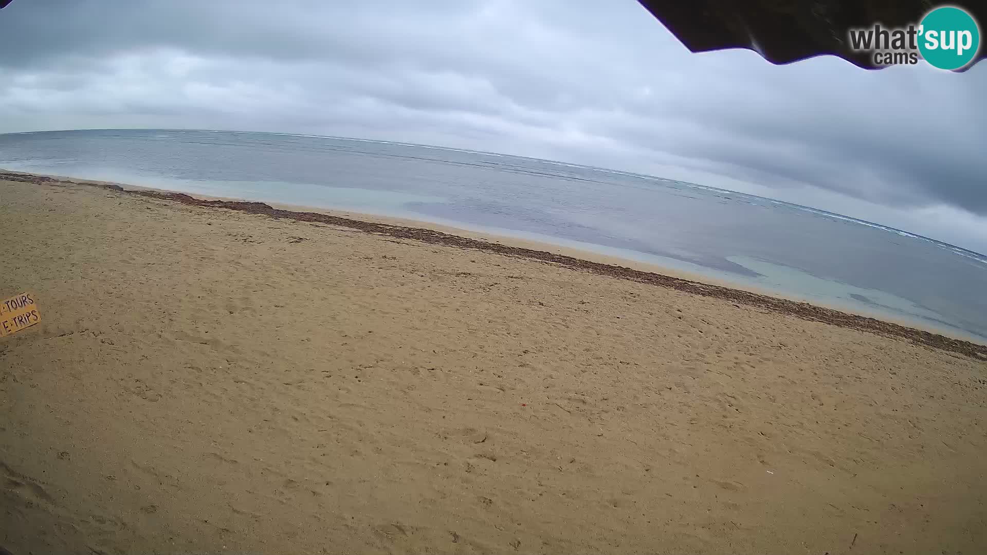 Caméra en direct de Kite Buen Hombre Kiteboarding – Plage Buen Hombre – Monte Cristi – République Dominicaine