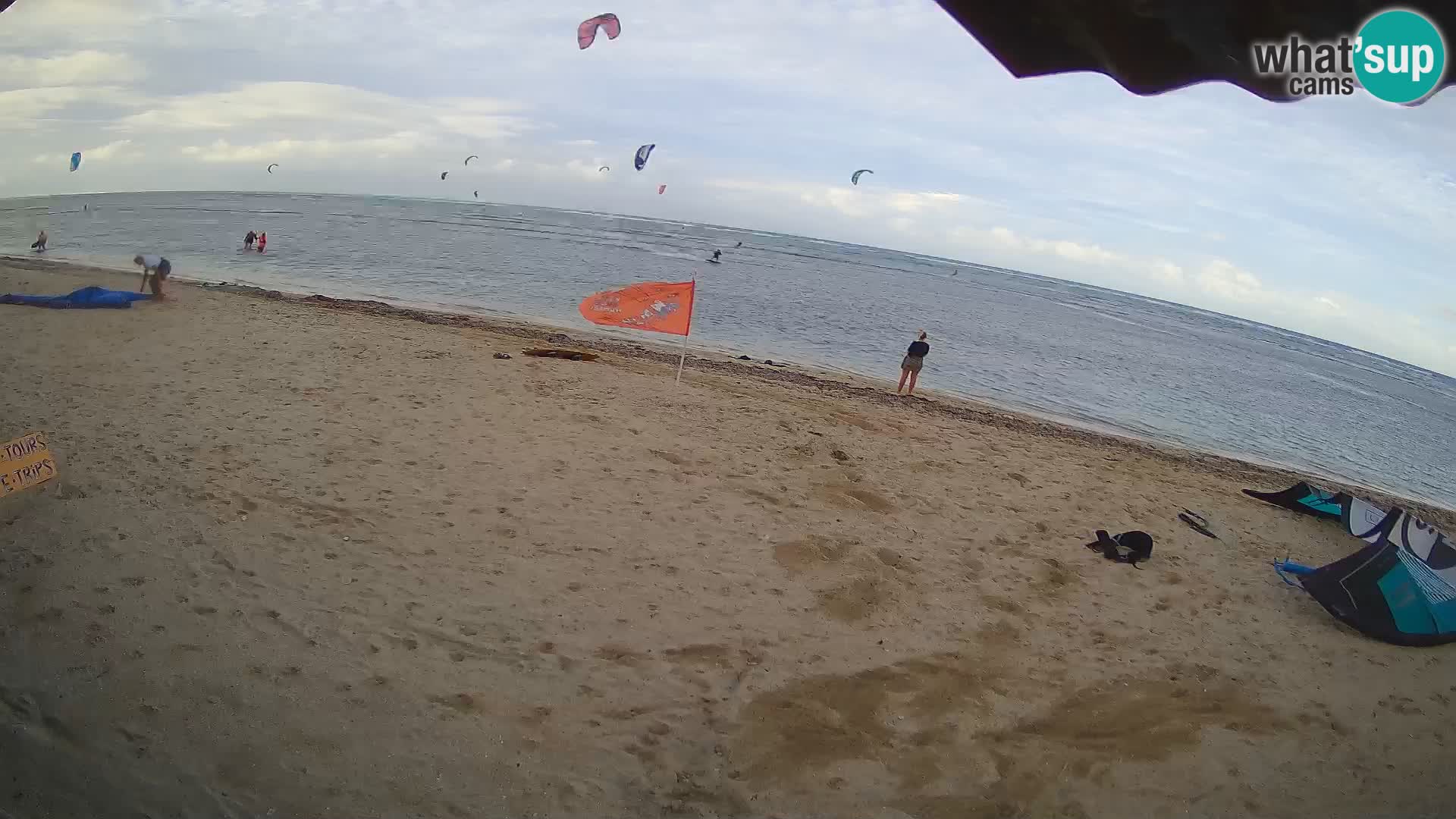 Caméra en direct de Kite Buen Hombre Kiteboarding – Plage Buen Hombre – Monte Cristi – République Dominicaine