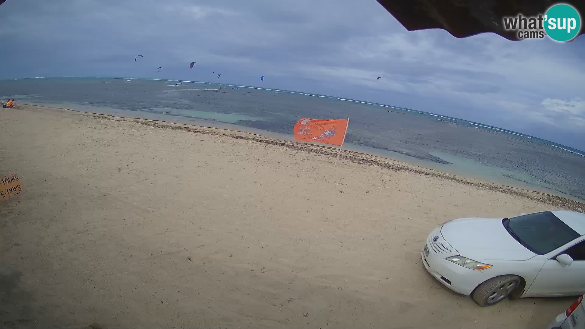 Web kamera Kite Buen Hombre Kiteboarding School – plaža Buen Hombre – Monte Cristi – Dominikanska Republika