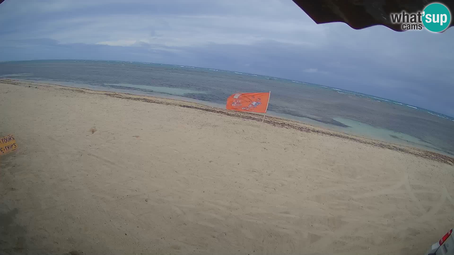 Caméra en direct de Kite Buen Hombre Kiteboarding – Plage Buen Hombre – Monte Cristi – République Dominicaine