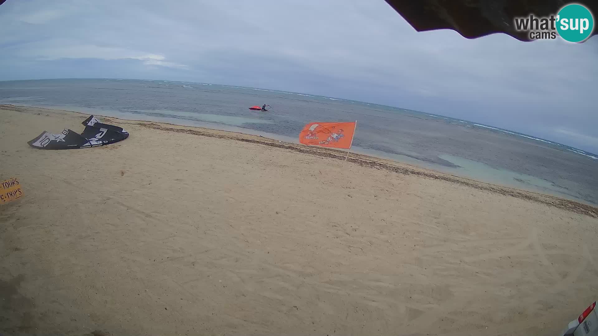 Caméra en direct de Kite Buen Hombre Kiteboarding – Plage Buen Hombre – Monte Cristi – République Dominicaine