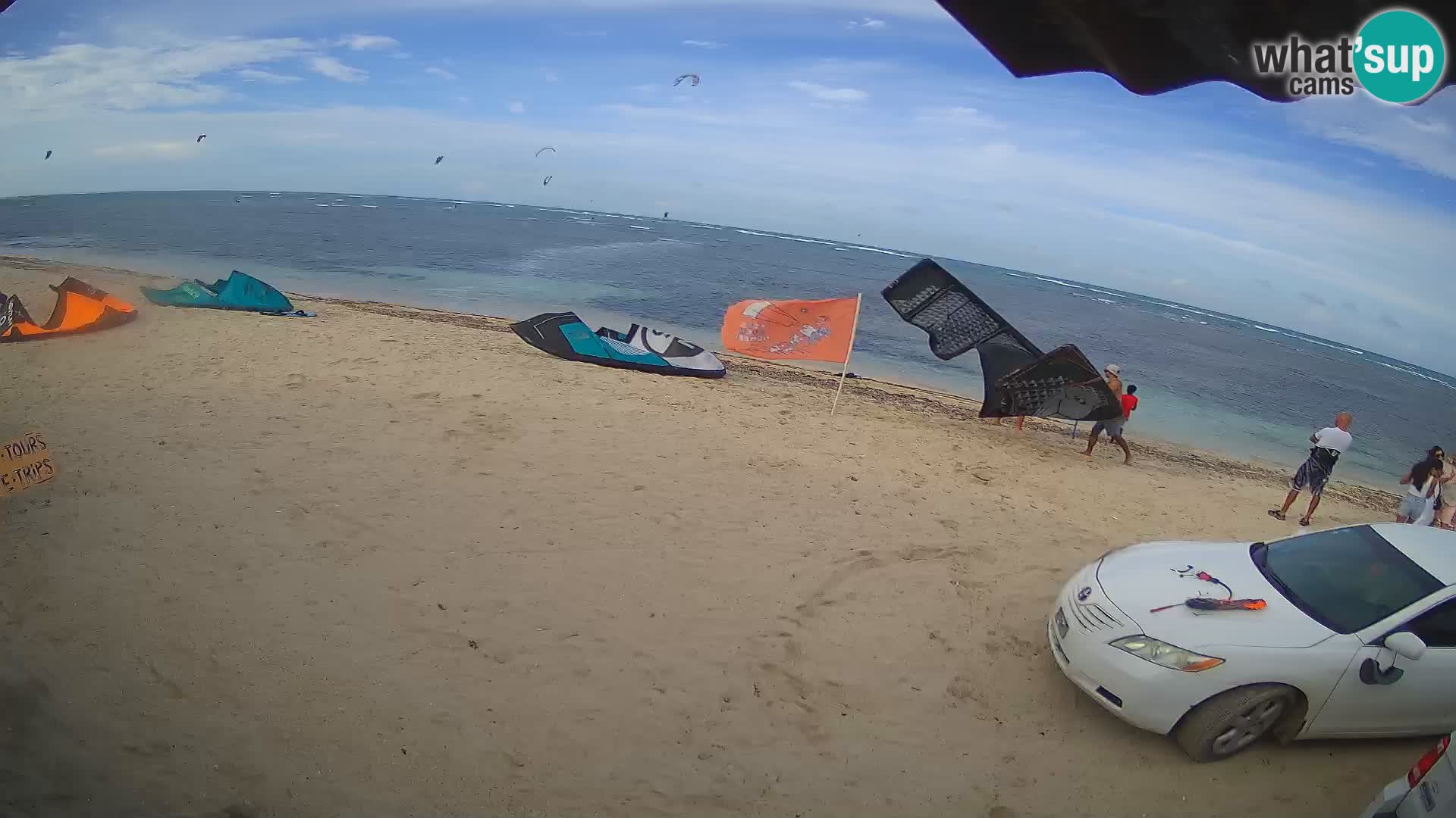 Web kamera Kite Buen Hombre Kiteboarding School – plaža Buen Hombre – Monte Cristi – Dominikanska Republika